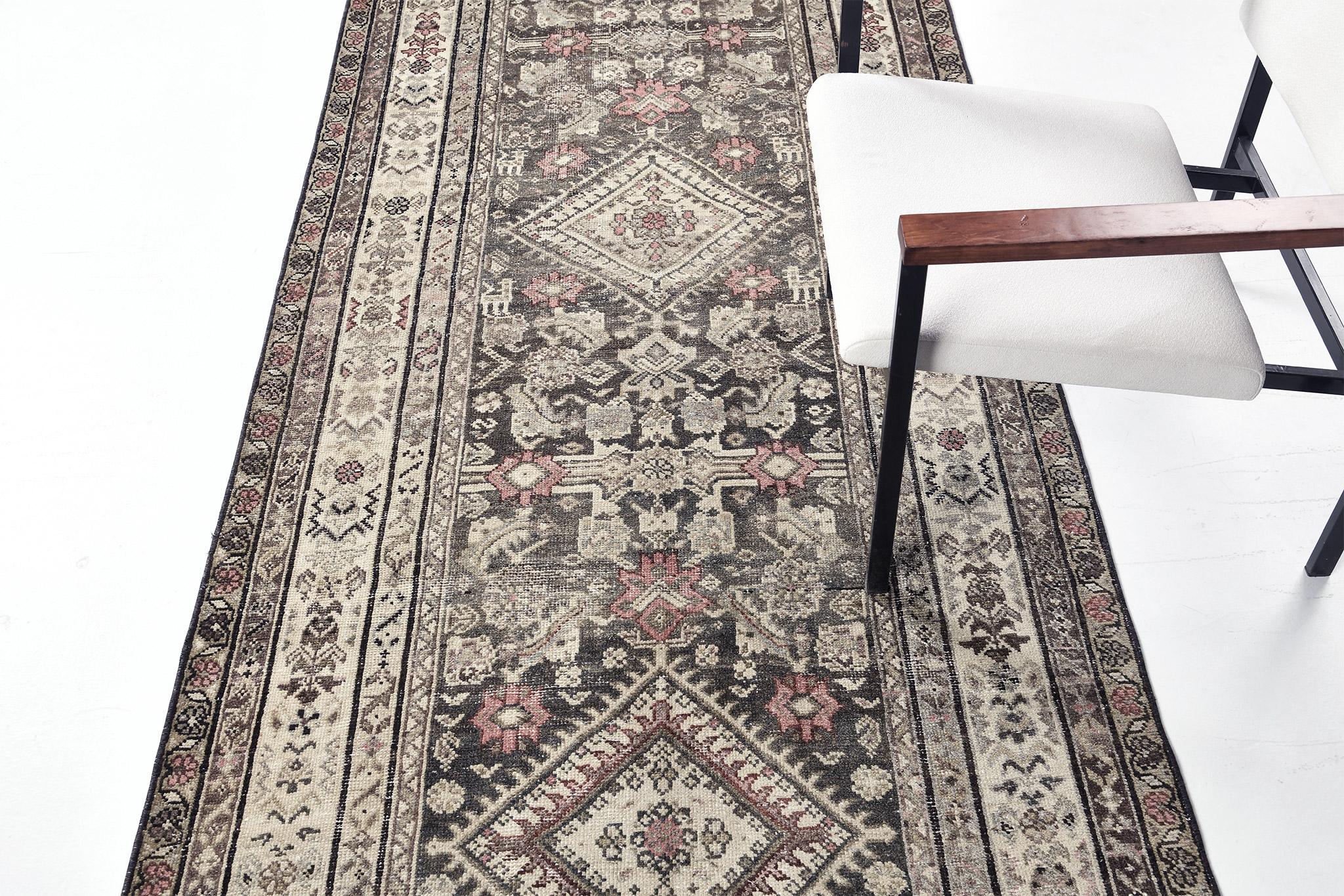 Laine Mehraban Malayer persan ancien en vente