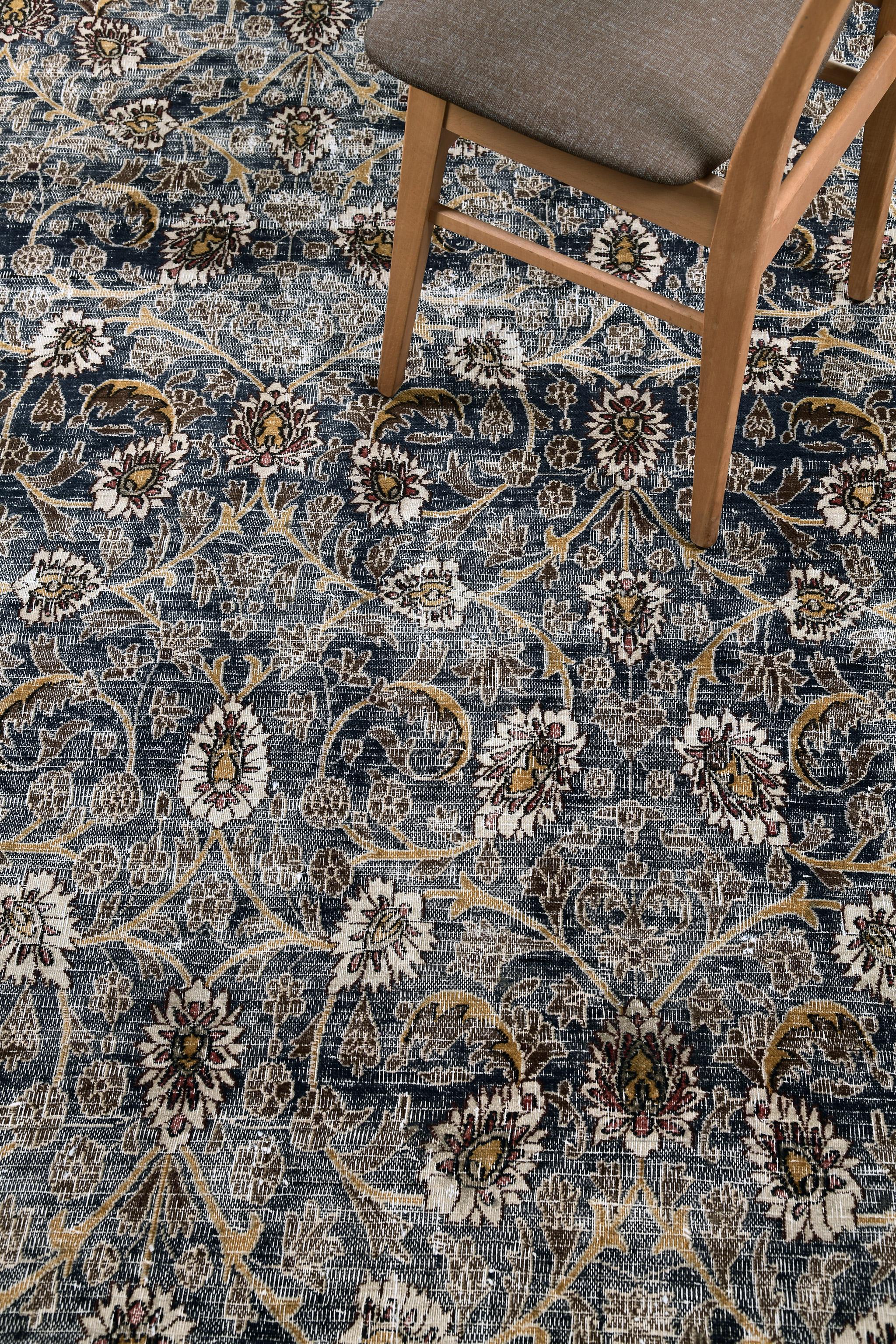 Mehraban Antique Persian Mashad For Sale 3