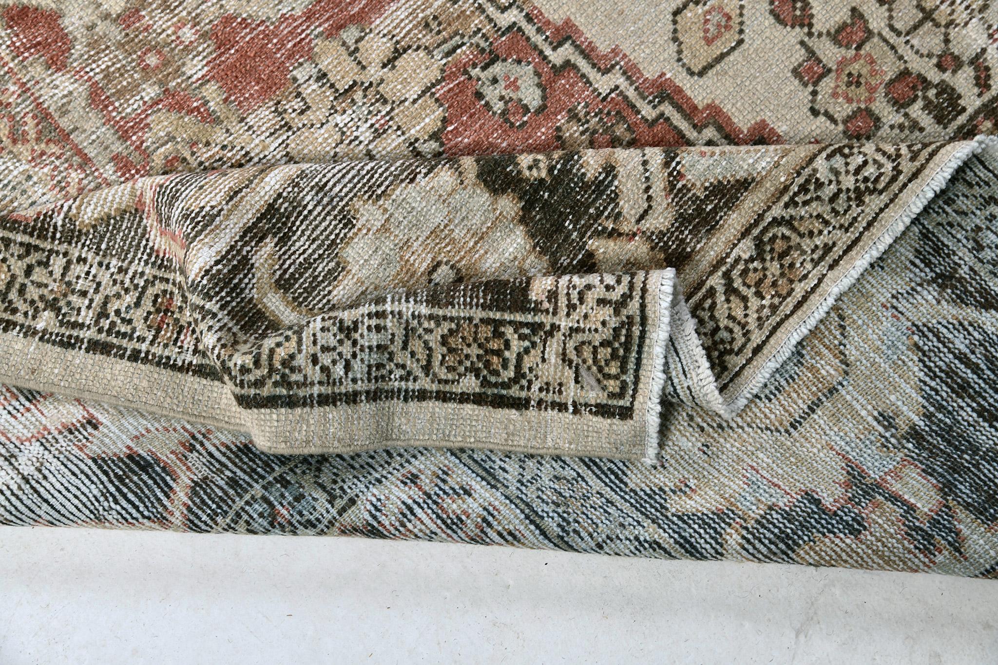 Rug Number
31932
Size
8' 1