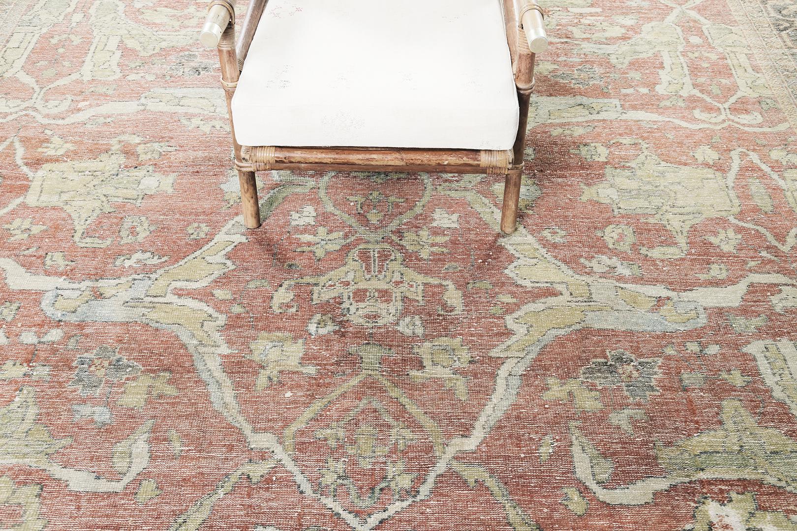 Mehraban Antique Persian Sultanabad In Good Condition For Sale In WEST HOLLYWOOD, CA