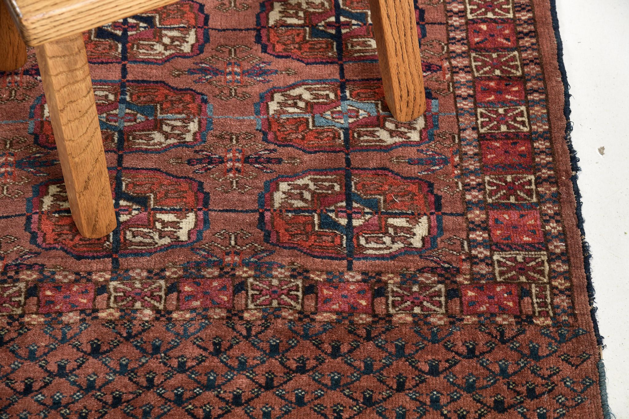 Mehraban Antiker persischer Turkoman-Teppich 33011 (Wolle) im Angebot