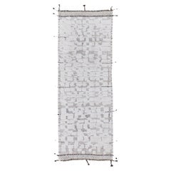 Runner Mehraban Anzade, Atlas Collection'S