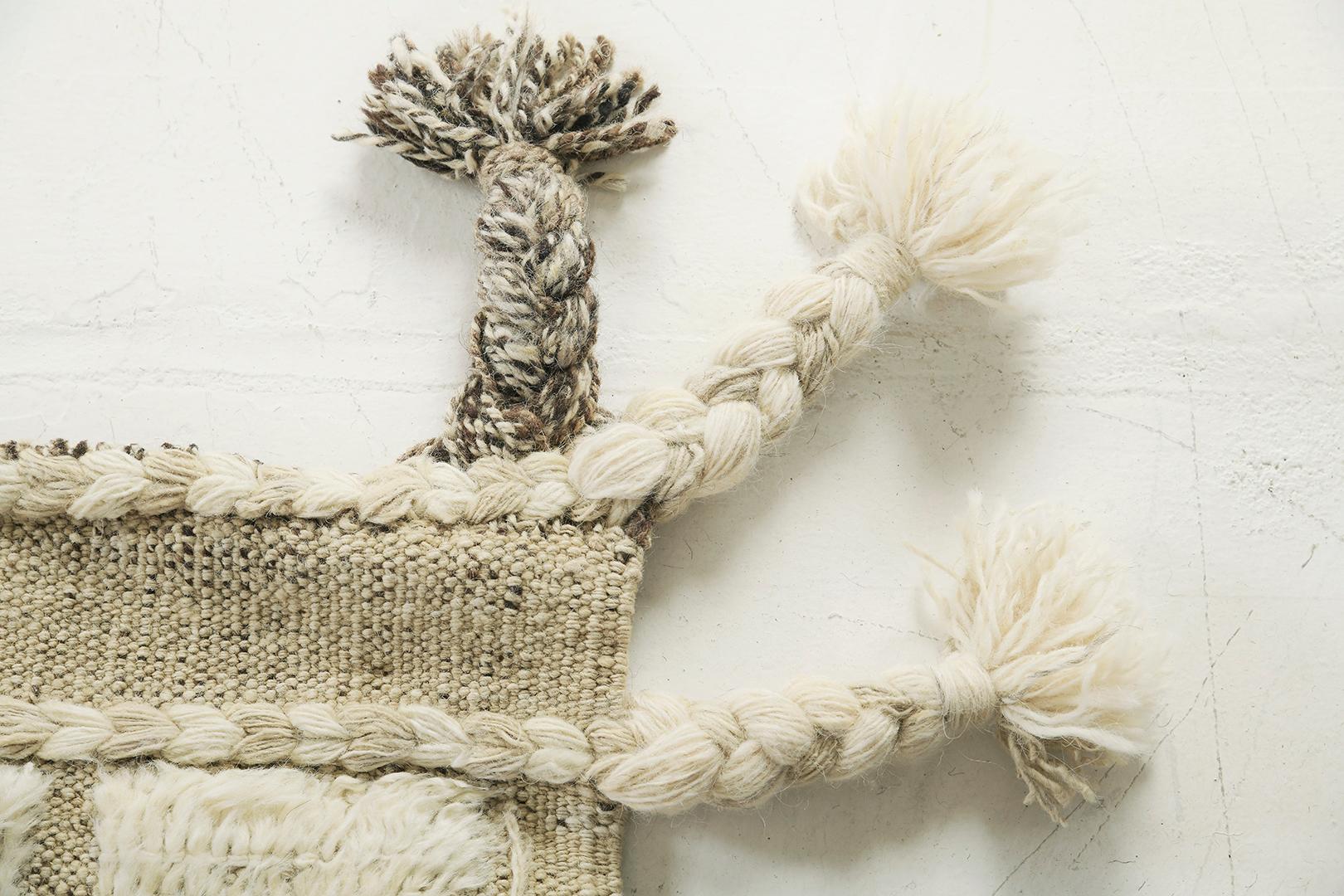 Embossé Mehraban Arezqi, Collection Atlas en vente