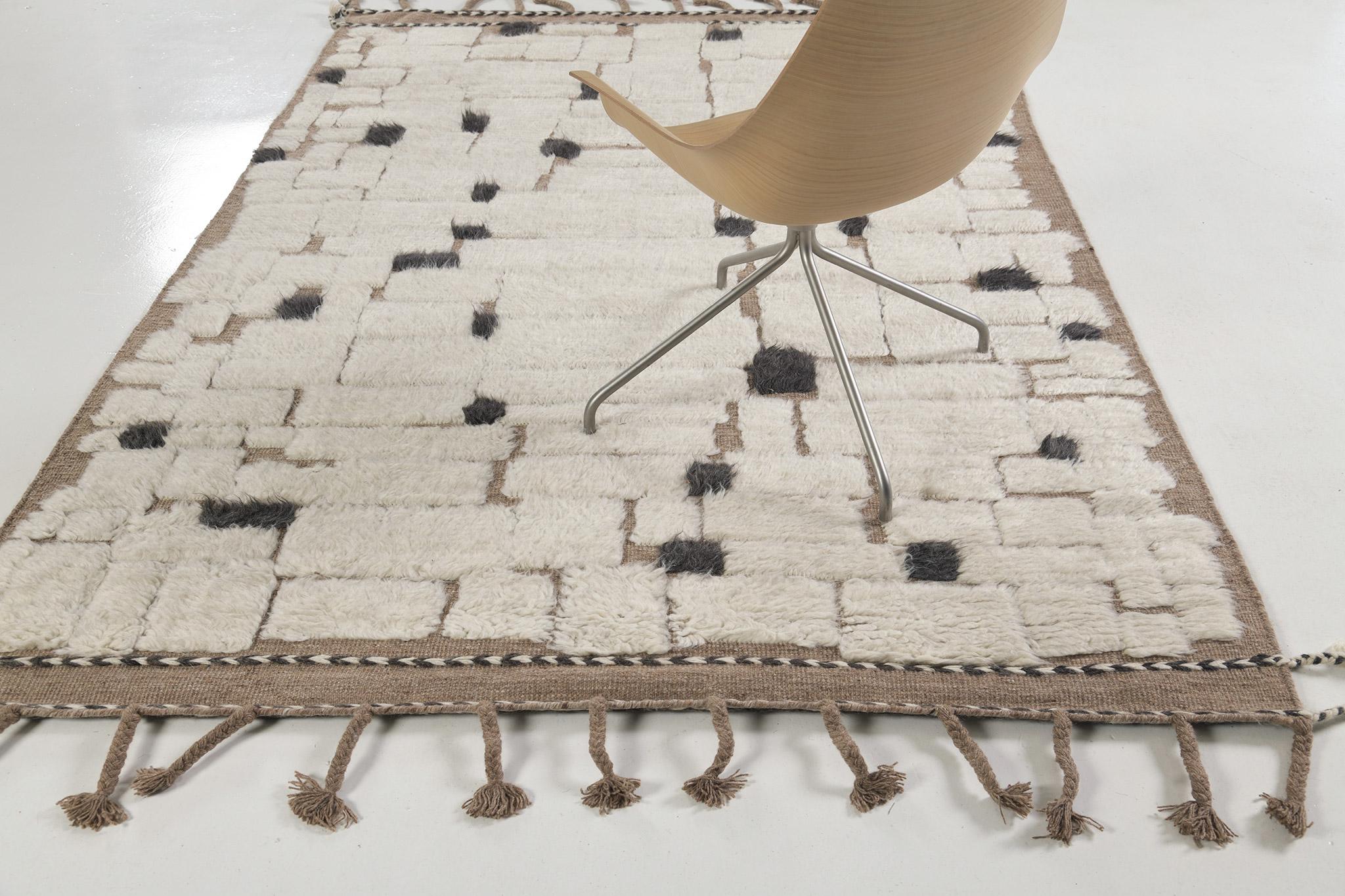 Wool Mehraban Avocet, Sandpiper Collection For Sale