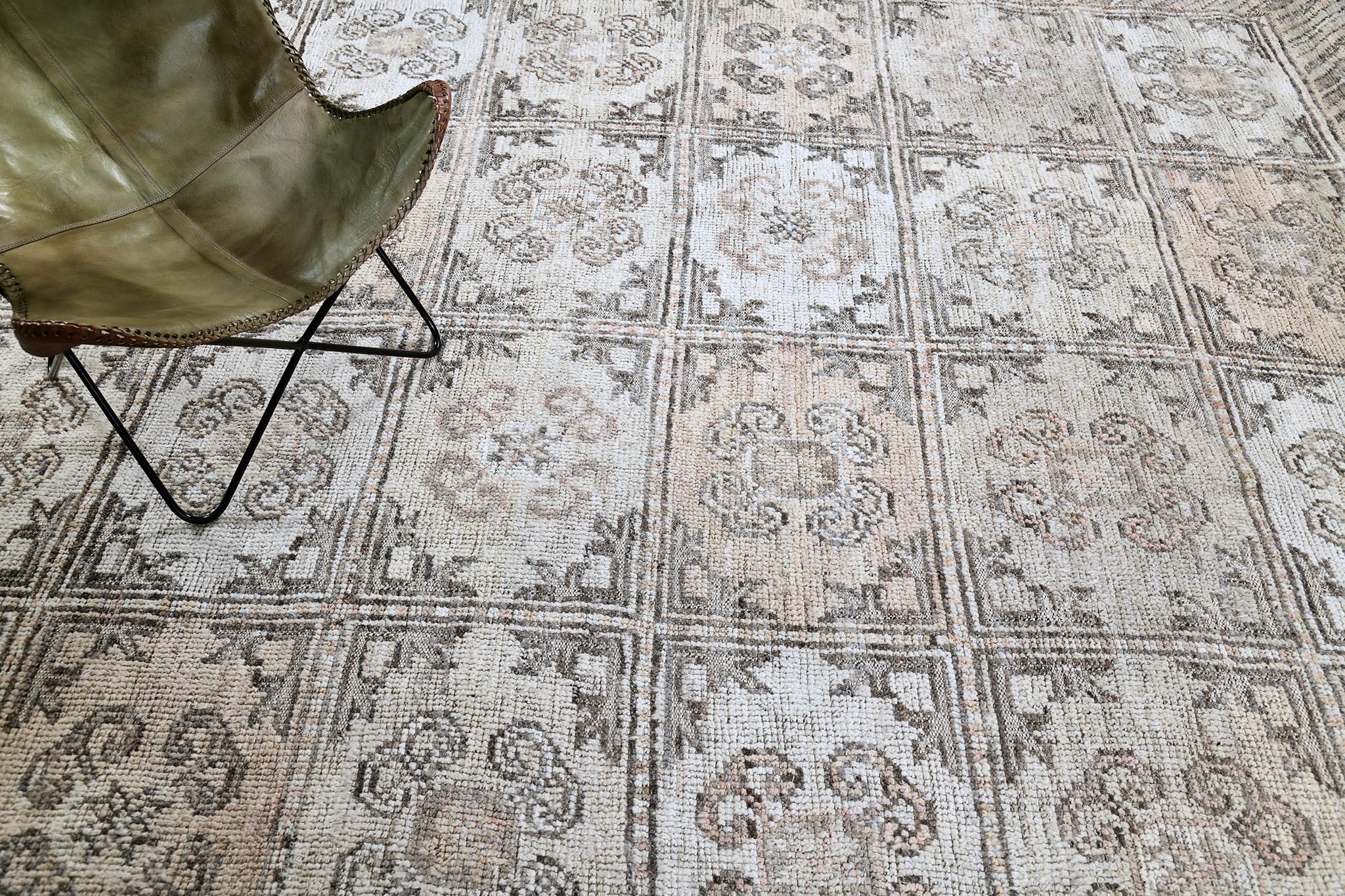 Central Asian Mehraban Bakhshayesh Revival, Domicile Collection For Sale