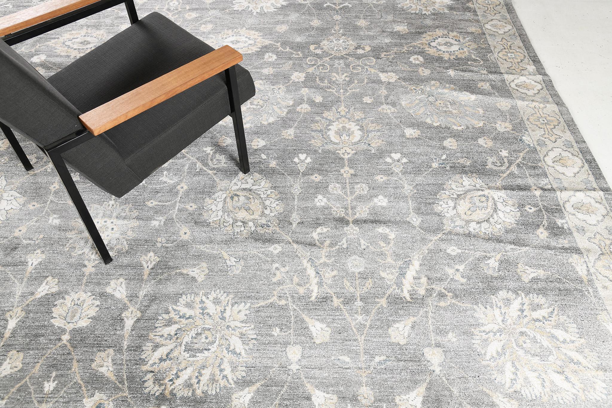 XXIe siècle et contemporain Tapis Mehraban en soie de bambou de la collection Fauna en vente