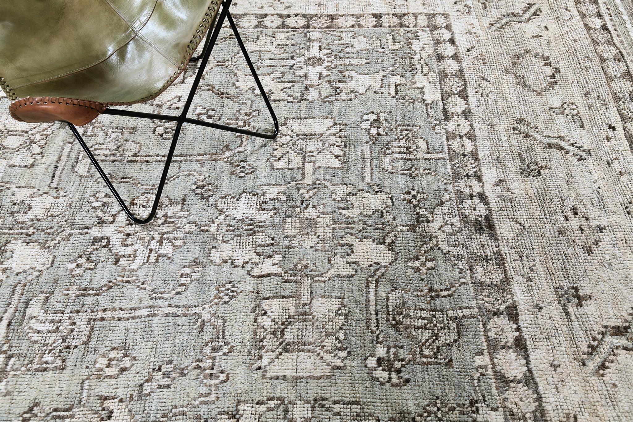 Mehraban Bostam Seasons, Domicile Kollektion im Angebot 5