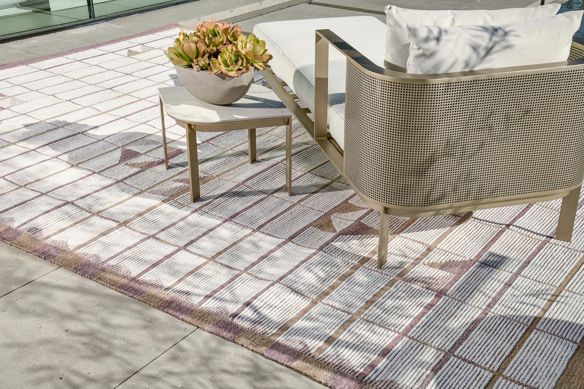 Mehraban Rugs, Nasim Collection Tappeto per esterni e interni In condizioni Nuovo in vendita a WEST HOLLYWOOD, CA