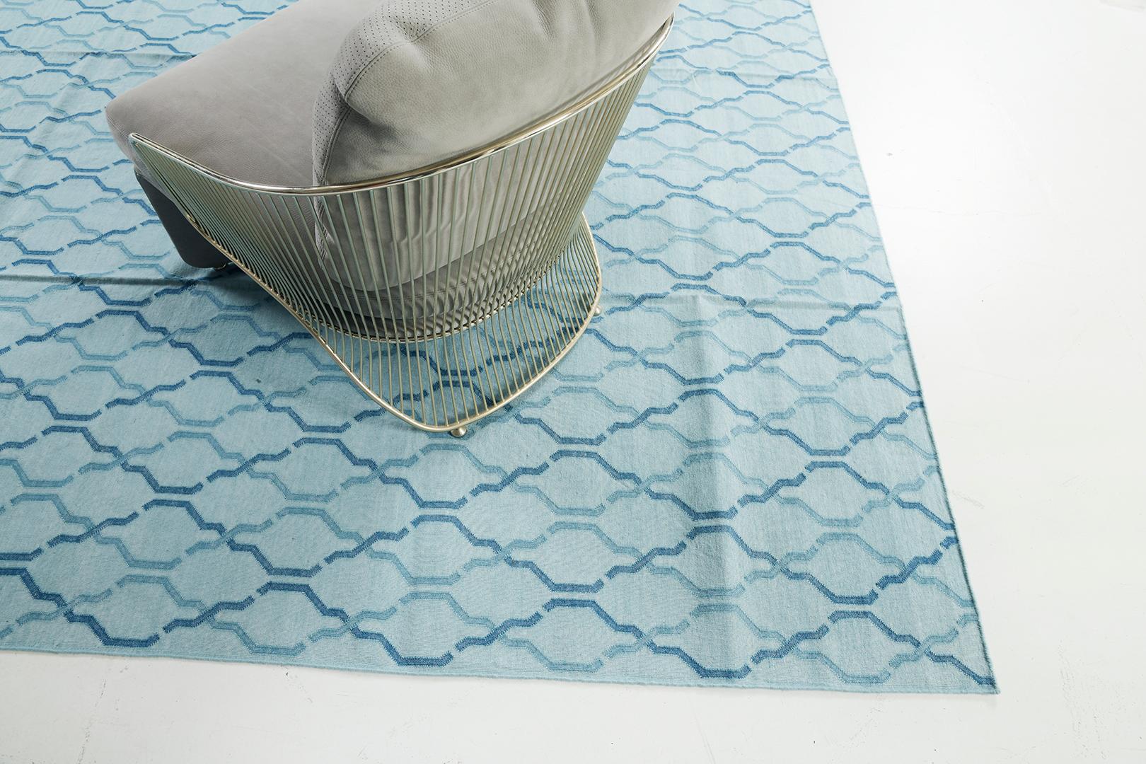 Mehraban Contemporary Flat-Weave Rug Cielo Collection Zenia Turquoise In New Condition For Sale In WEST HOLLYWOOD, CA