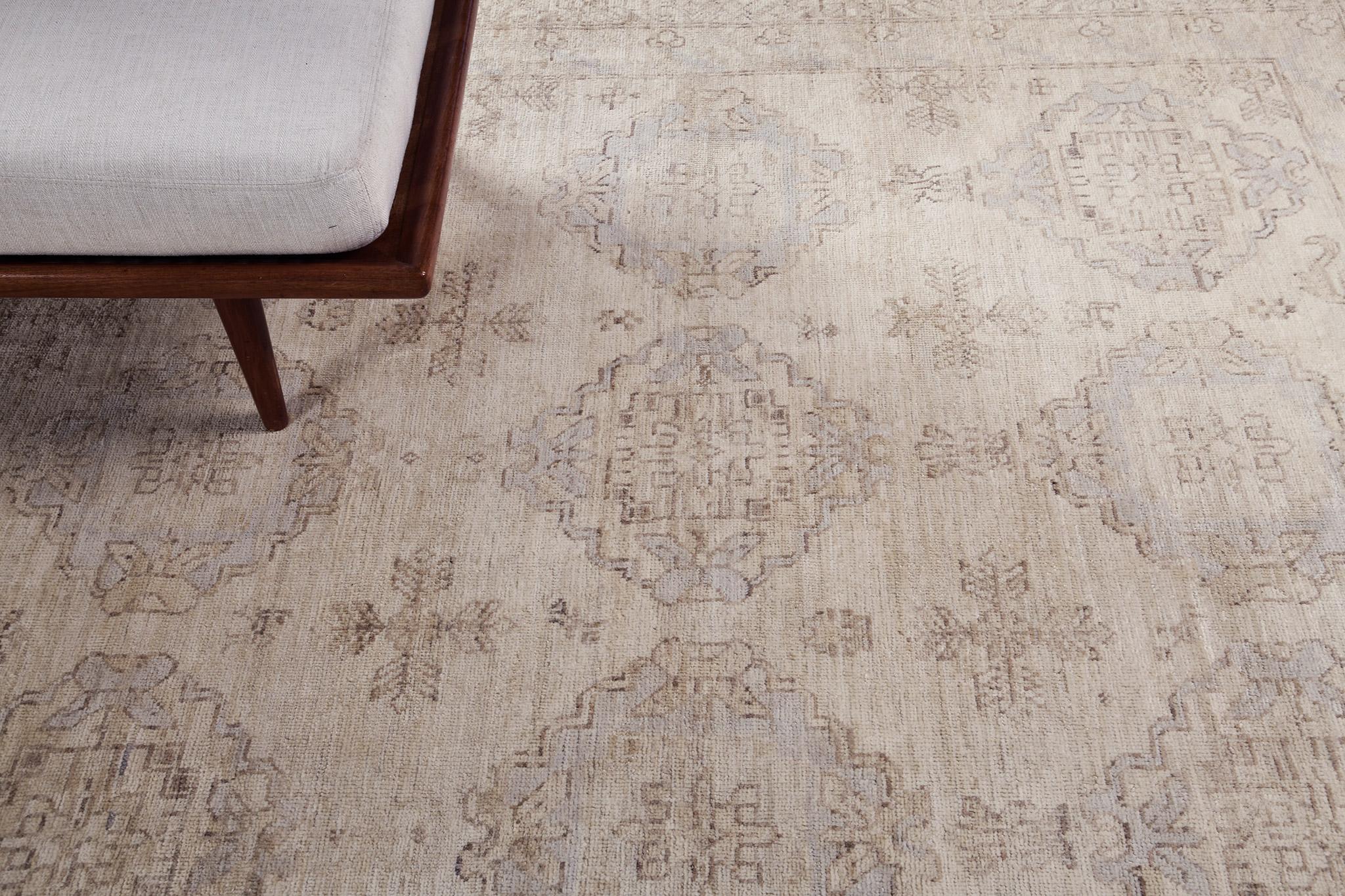 Central Asian Mehraban Coresantha, Domicile Collection For Sale