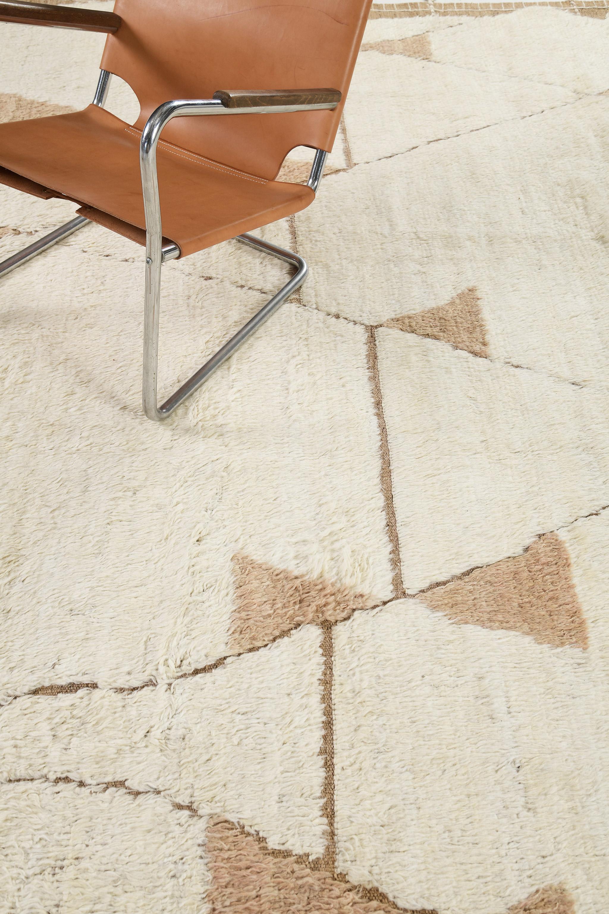 Numéro de tapis
31348
Taille
10' 4