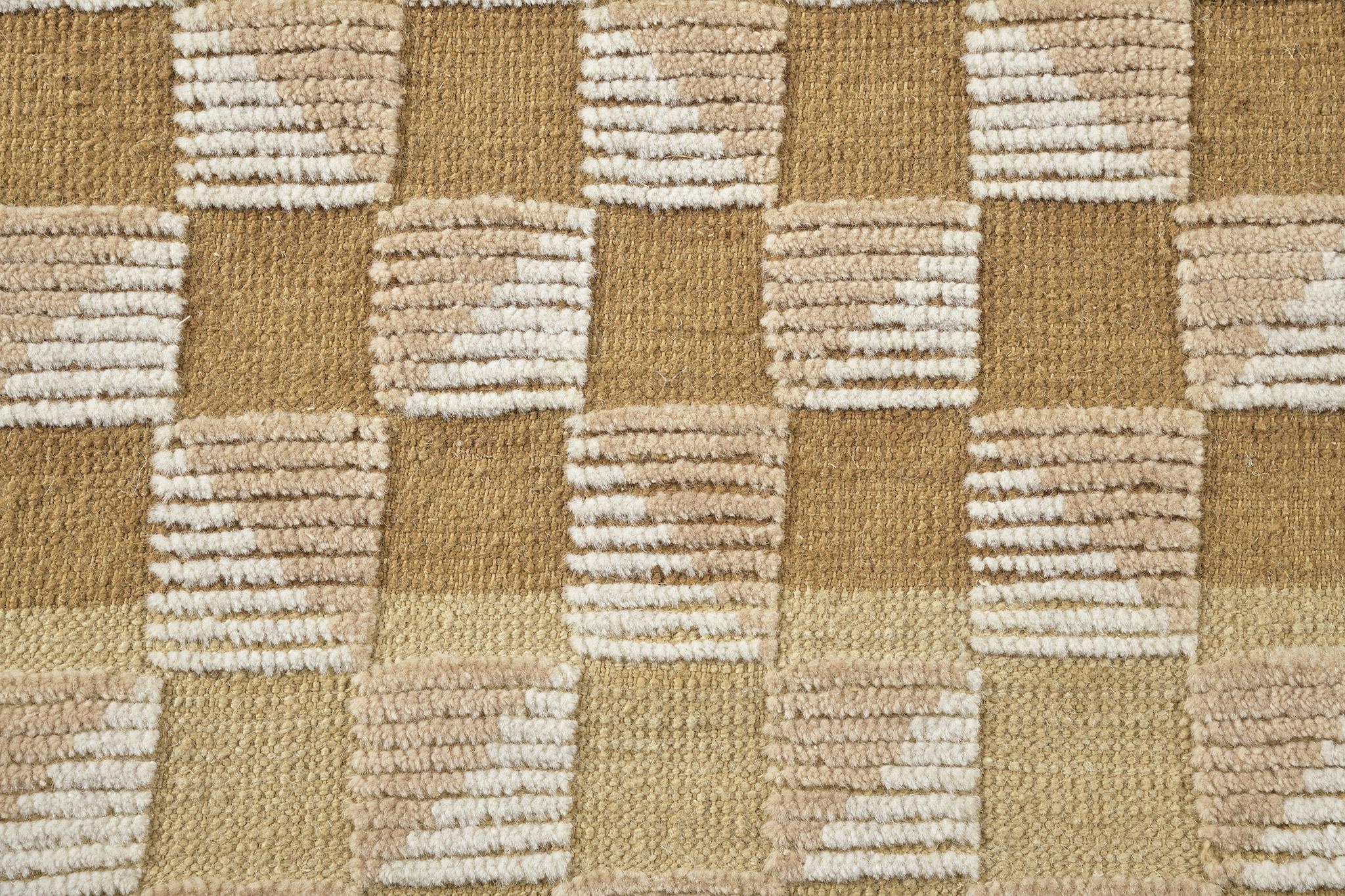 Revealing the panel design geometric motifs, Franc’ in Estancia Collection boasts its character and style. This captivating rug features stunning earthy toned shades in ivory, gold and khaki. This rug creates an impressive pattern perfect to be