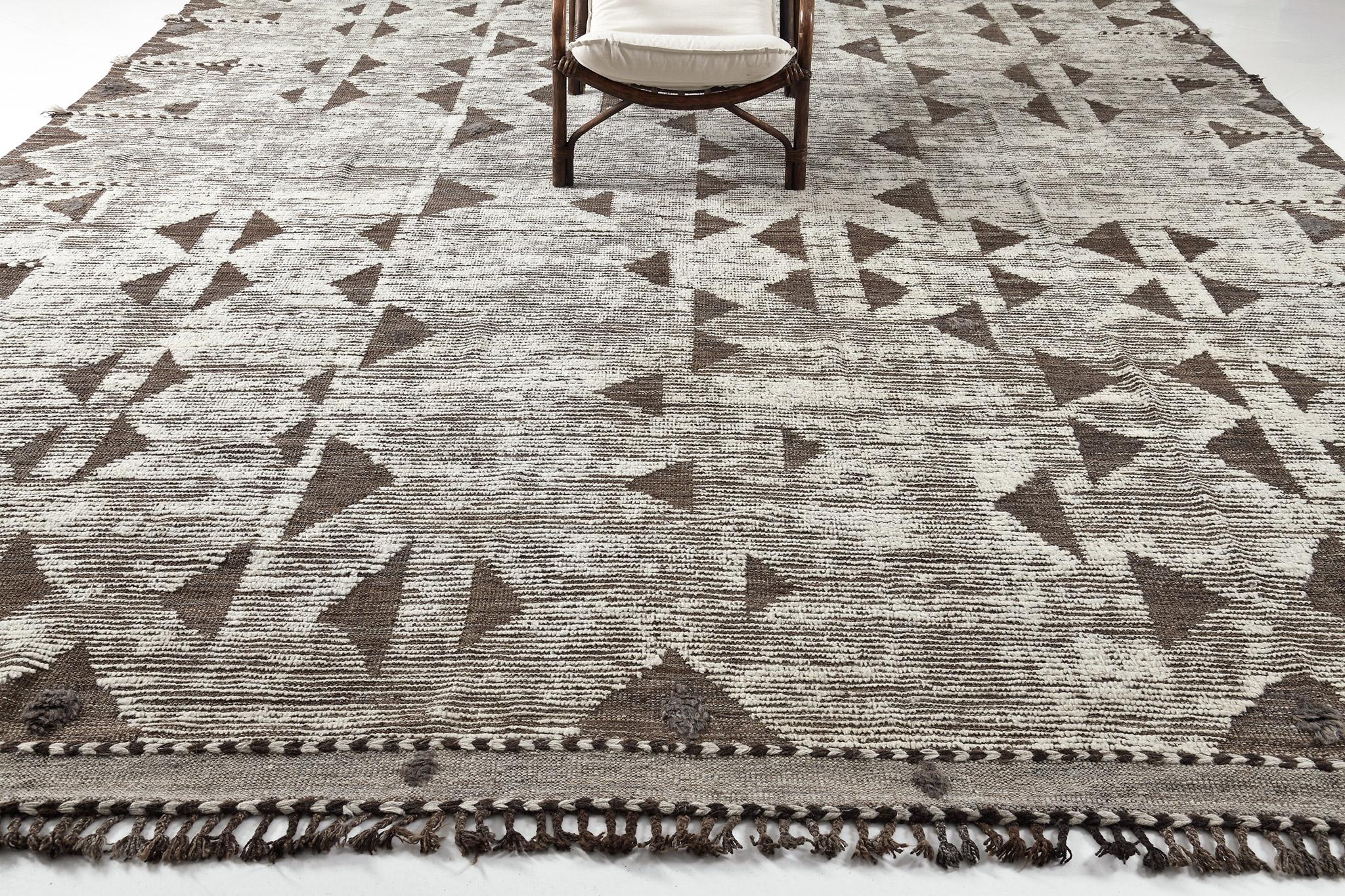 Rug Number
30523
Size
12' 1