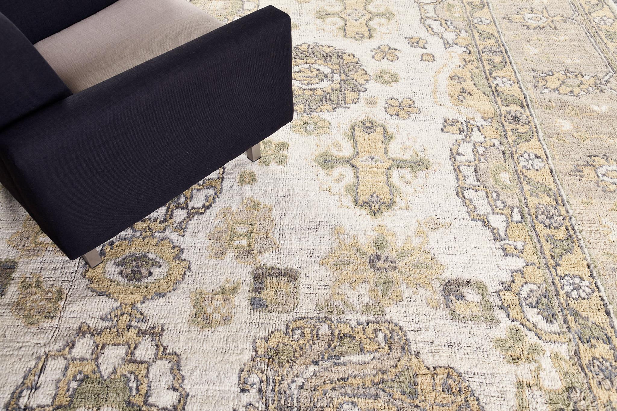 Mehraban Habiba, Domicile Collection In New Condition For Sale In WEST HOLLYWOOD, CA