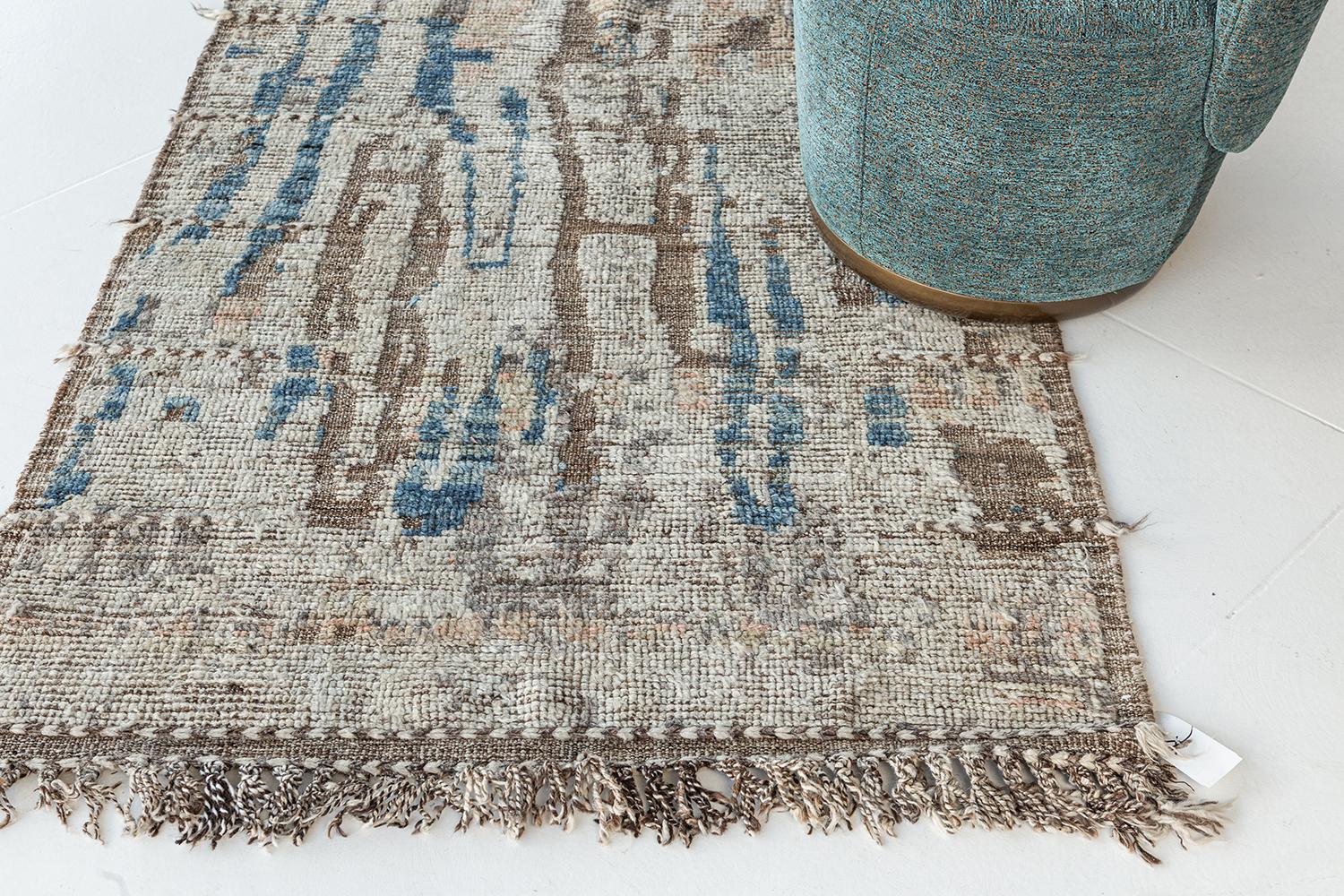 Lana Mehraban Halfah, Atlas Collection, Stagioni in vendita