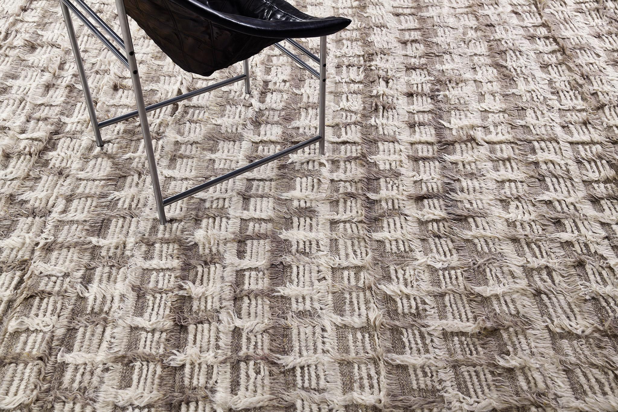 Mehraban Hanin, Collezione Sahara in vendita 5