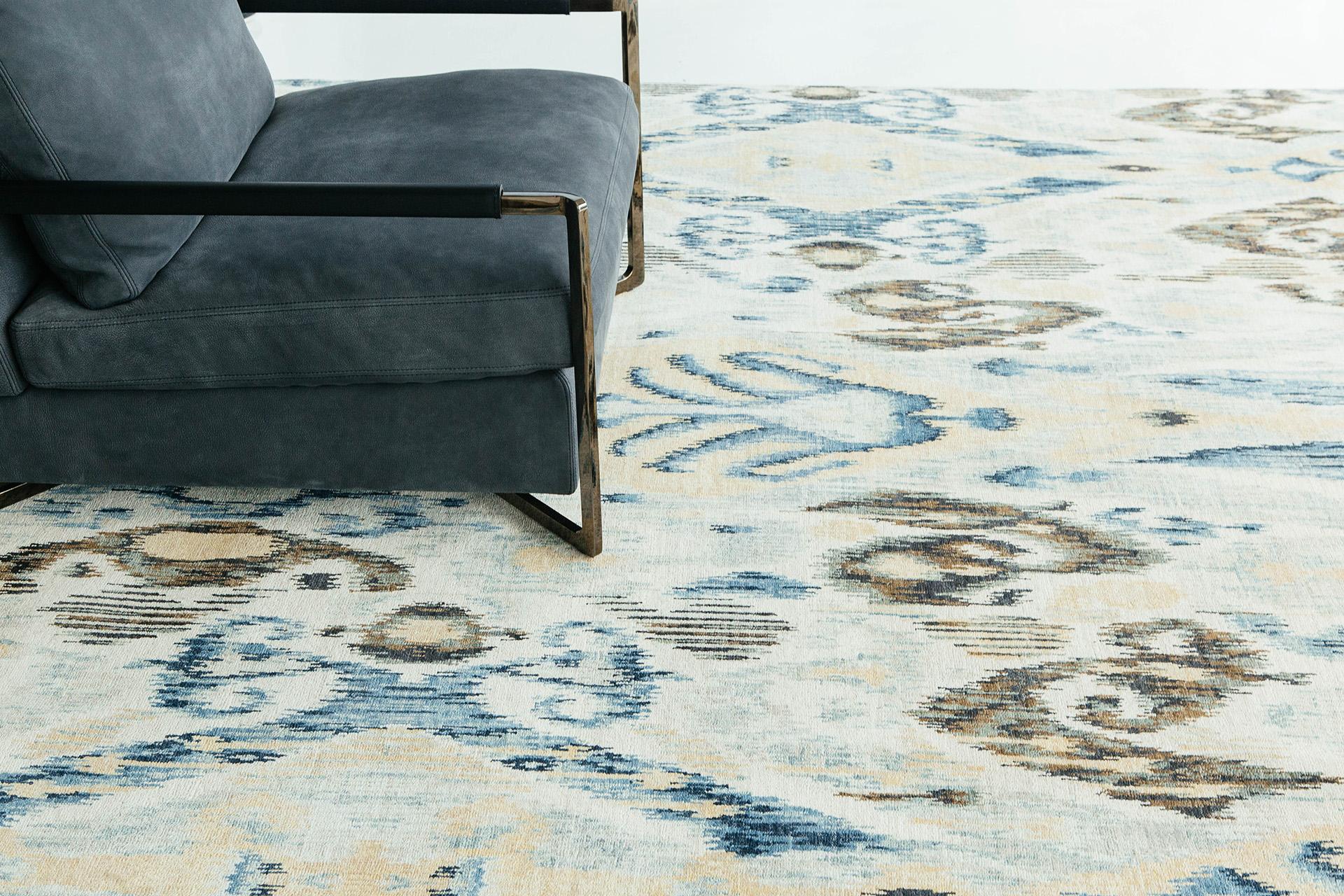 Mehraban Ikat Design Rug Tiraz In New Condition For Sale In WEST HOLLYWOOD, CA