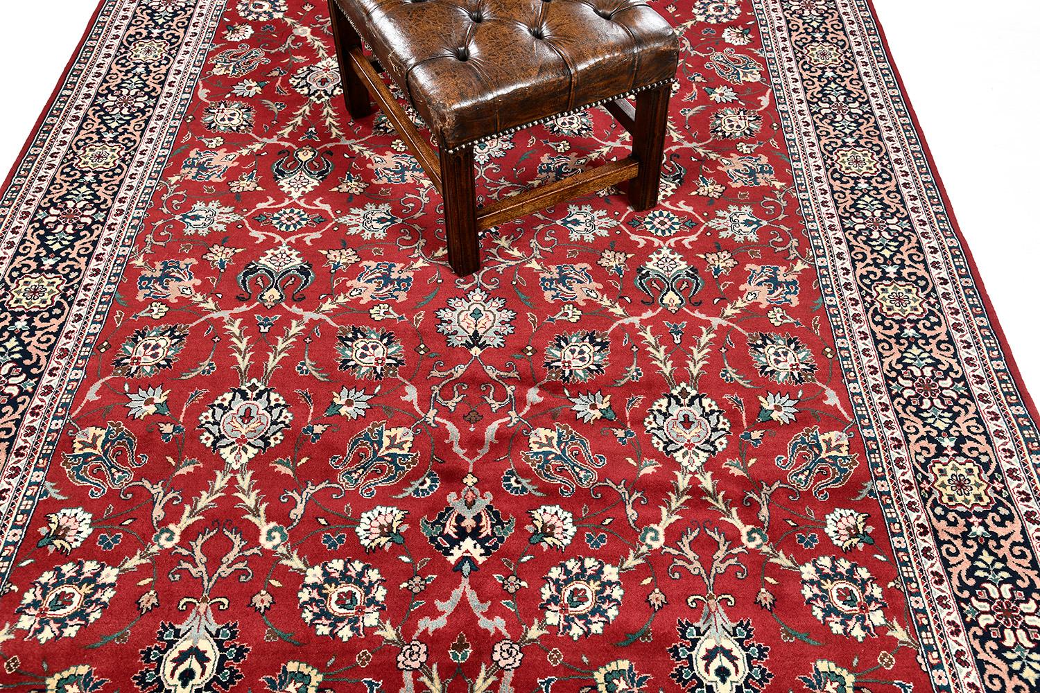Mehraban Indo Semnan Rug In Excellent Condition For Sale In WEST HOLLYWOOD, CA