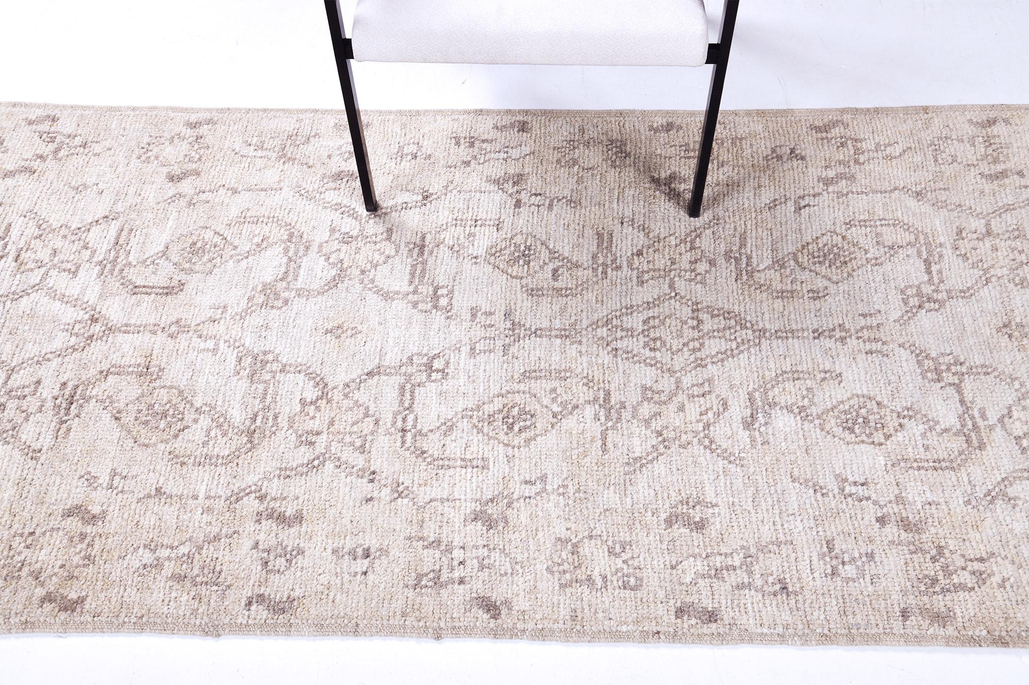 Mehraban Khosh Hall Runner, Domicile Collection In New Condition For Sale In WEST HOLLYWOOD, CA