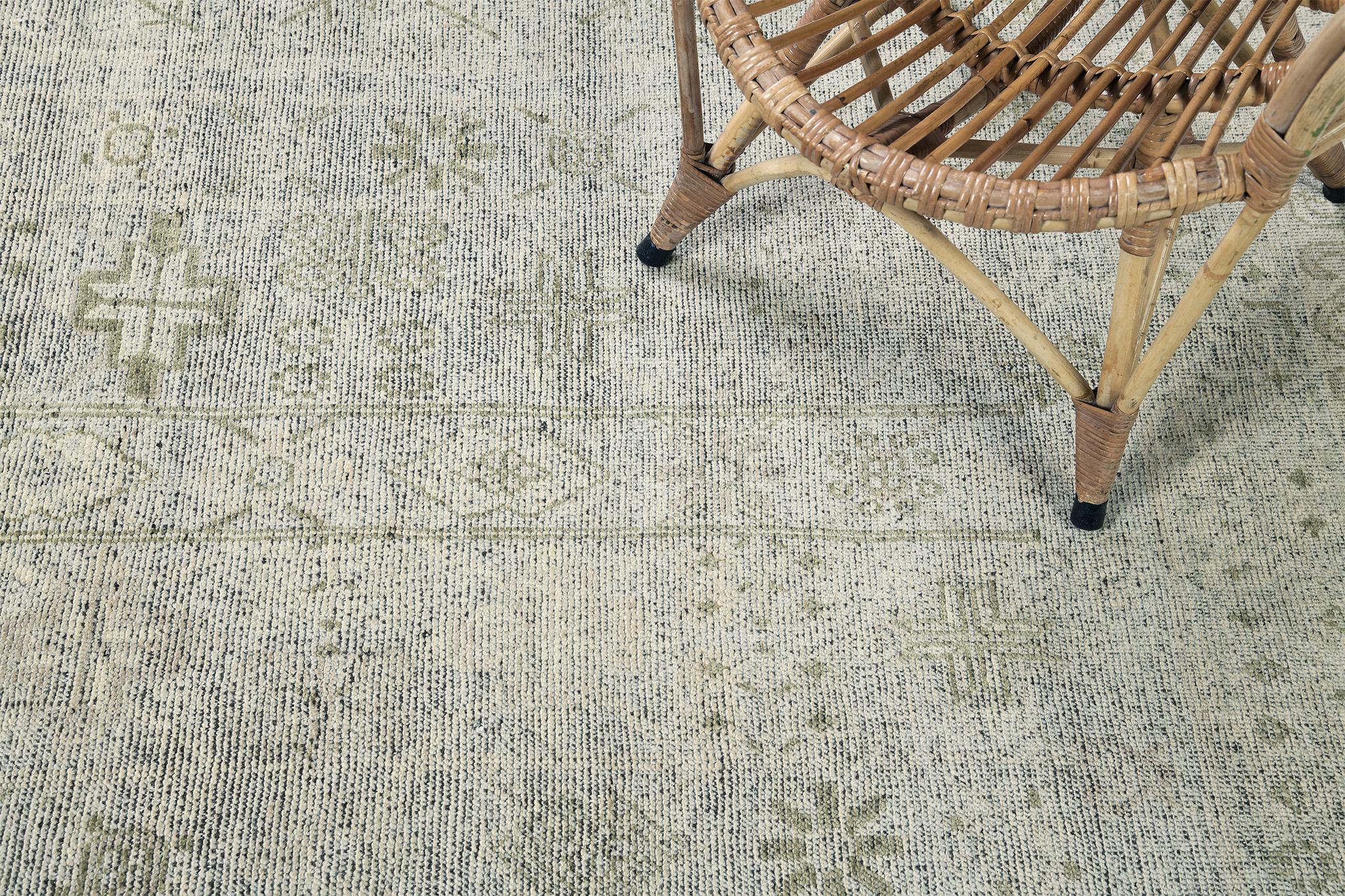 Lana Mehraban Rugs, Tappeto Domicile Collection in vendita