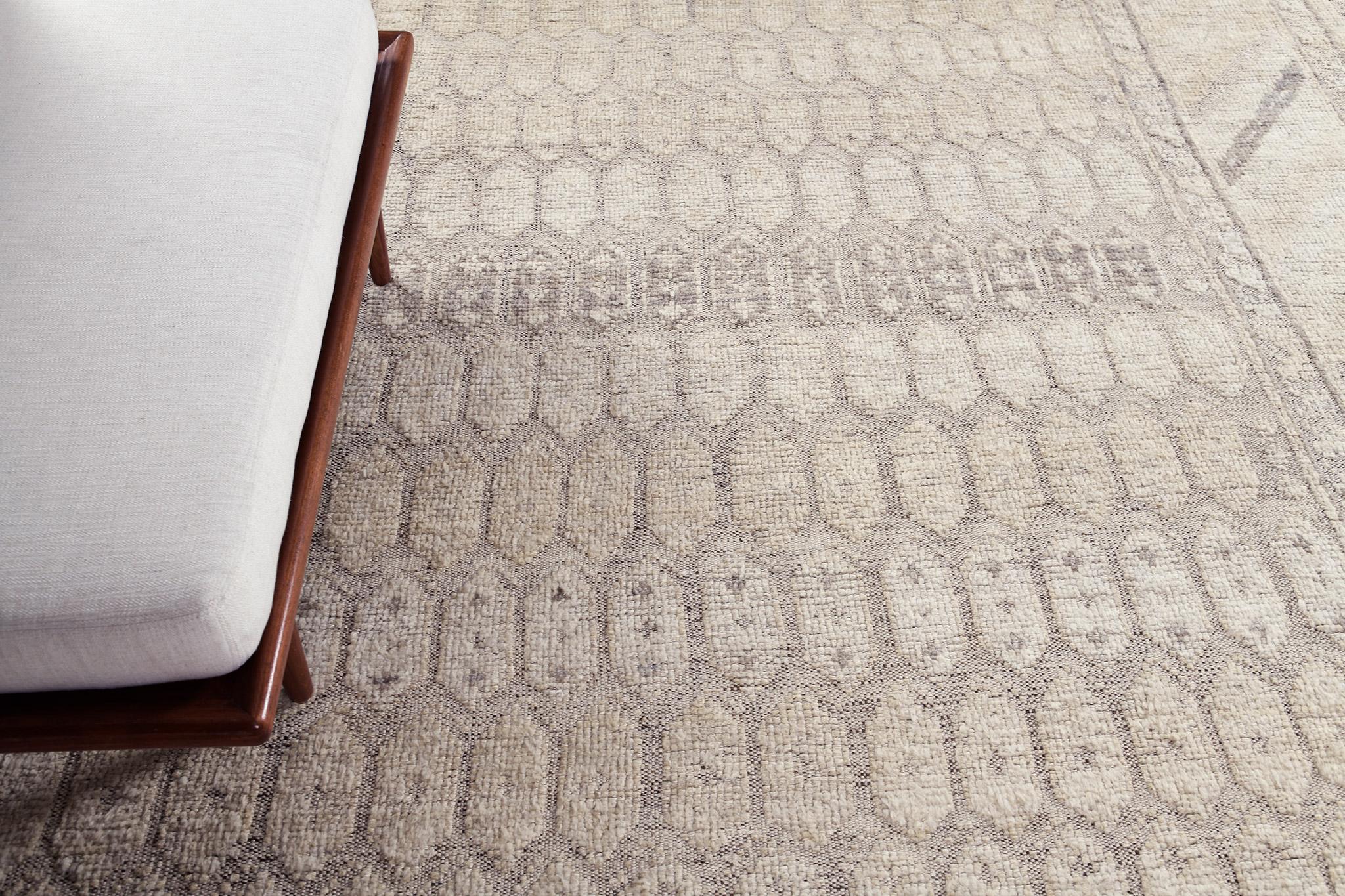 Lana Mehraban Koshake, Domicile Collection in vendita