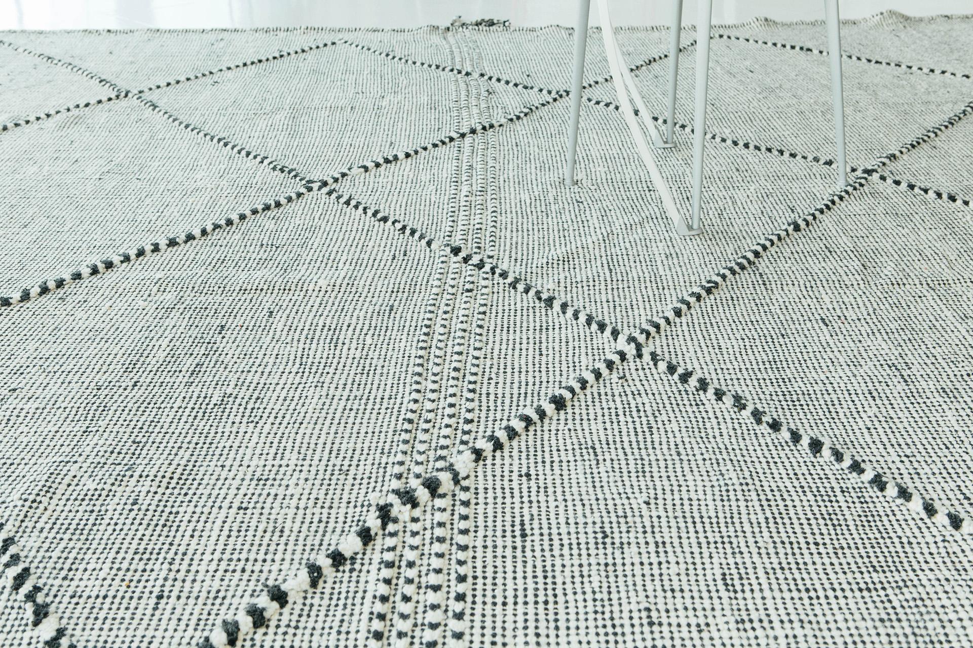 Mehraban Leste, Collezione Atlas in vendita 4