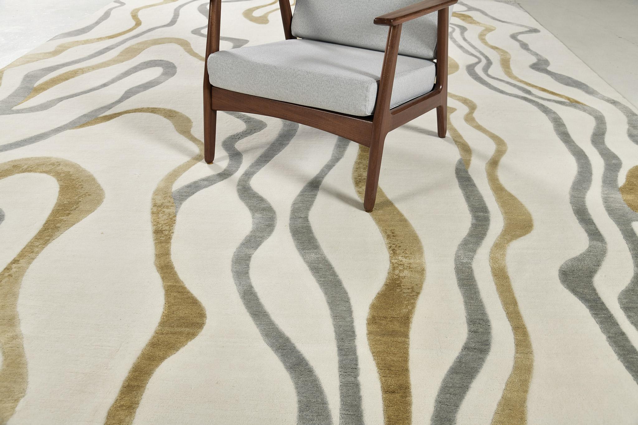 Embossé Mehraban Levadia, Design Rhymes en vente