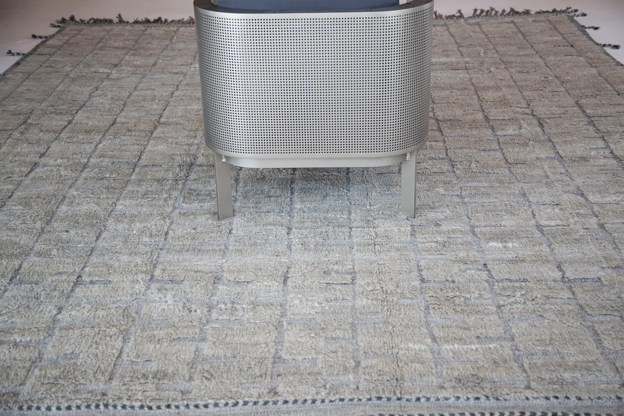 Numéro de tapis
27958
Taille
9' 5