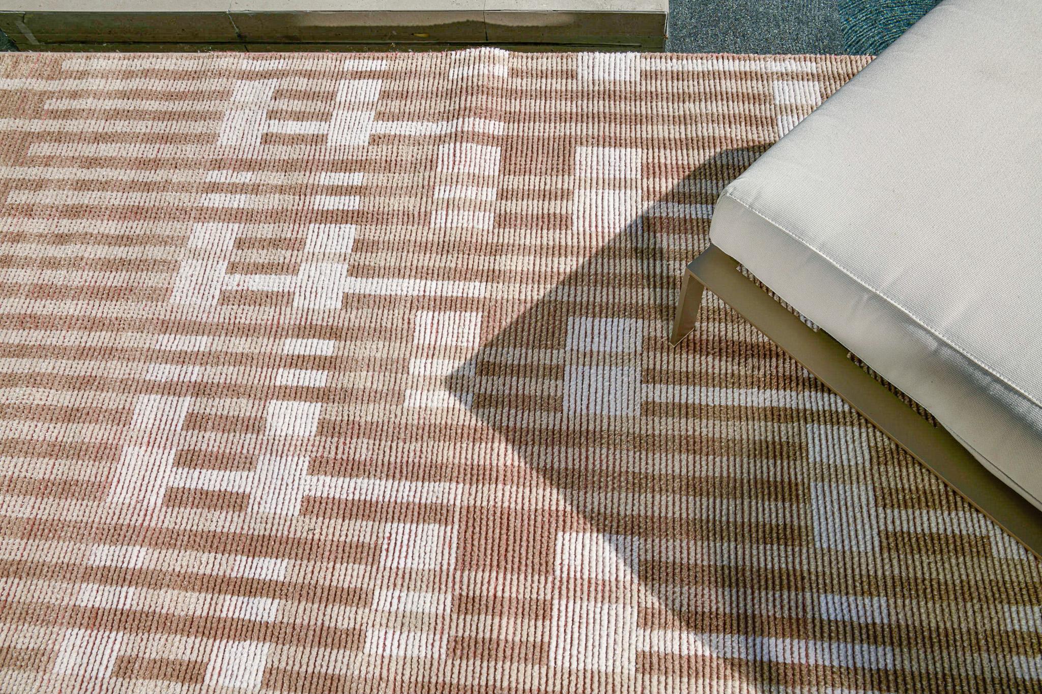 Mehraban Loureiro, Nasim Kollektion Indoor Outdoor Teppich (Handgeknüpft) im Angebot