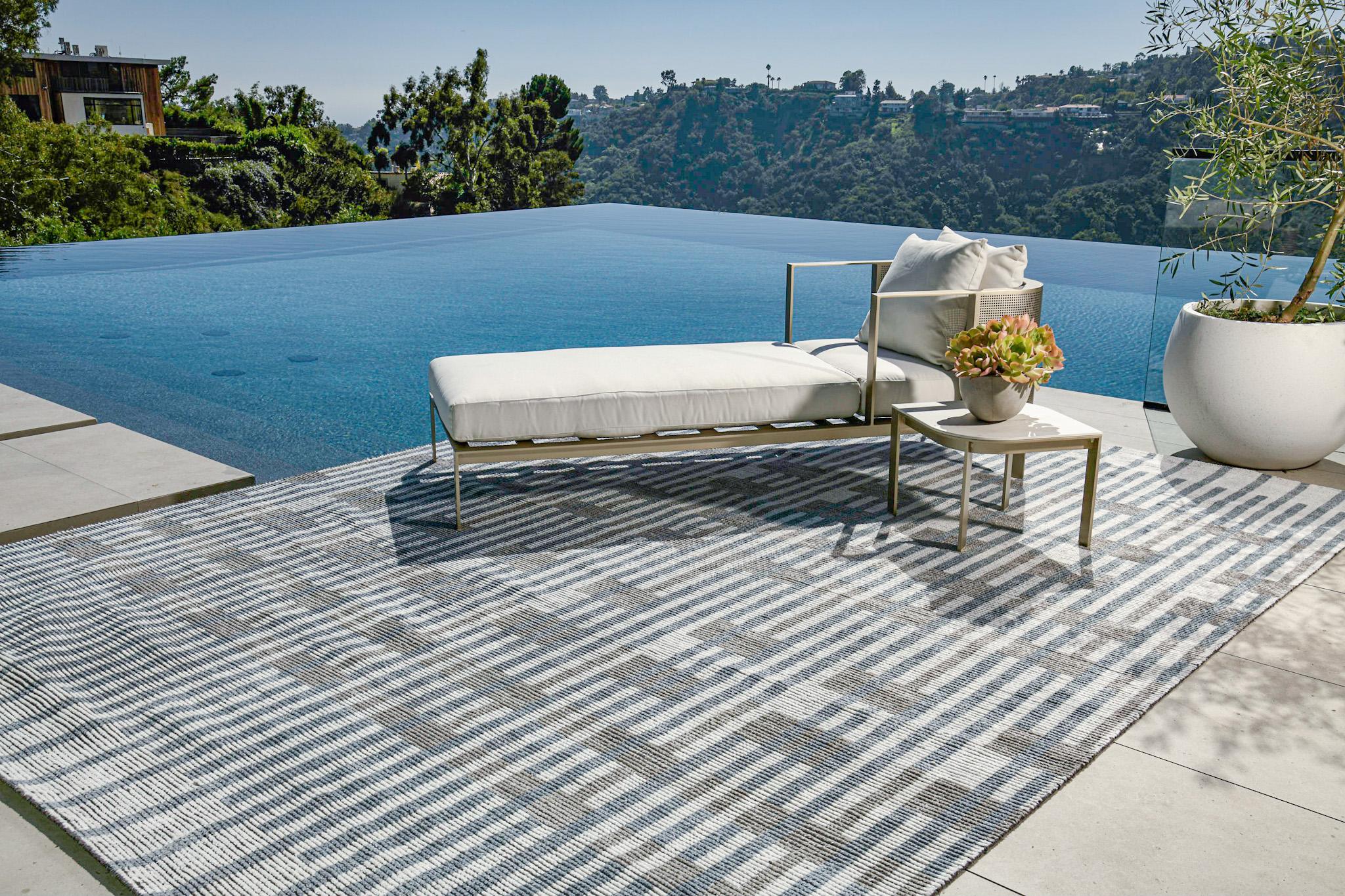 Contemporary Mehraban Loureiro, Nasim Collection Indoor Outdoor Rug For Sale