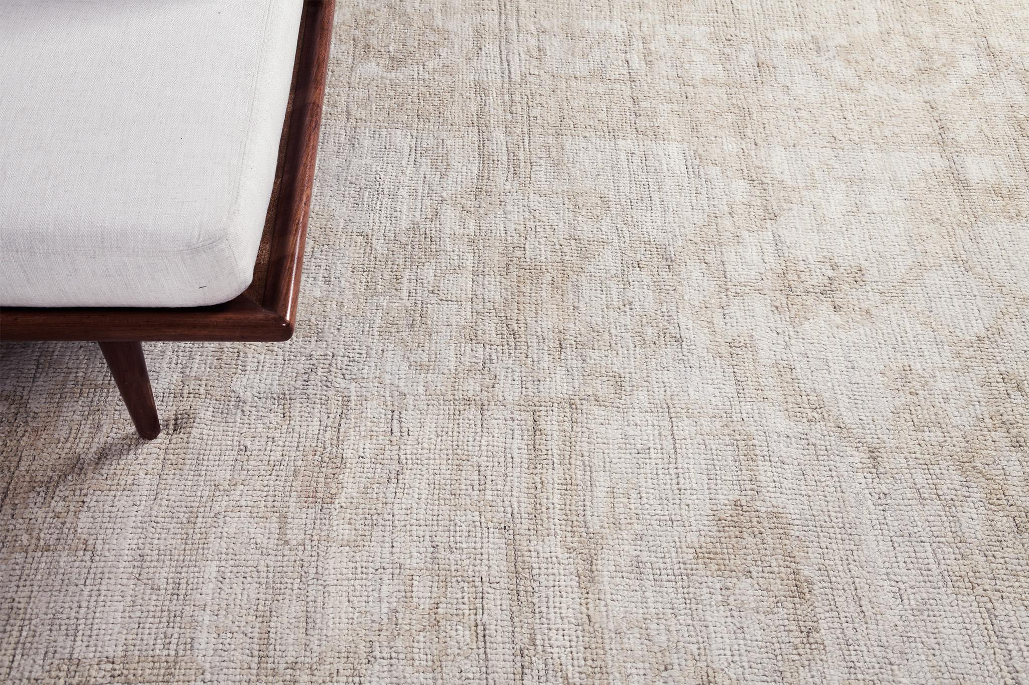 Numéro de tapis
32088
Taille
11' 11