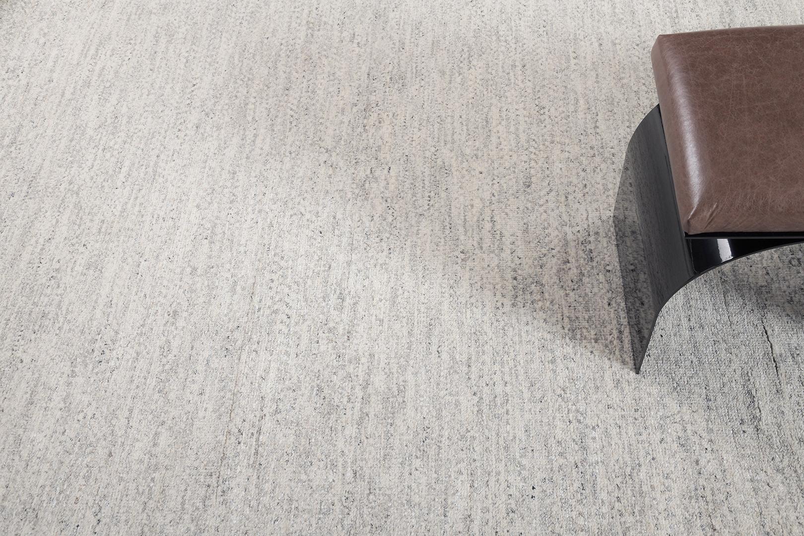 Michelle è una lussuosa lana della nostra collezione Naturale che presenta un design minimalista semplice ma elegante. Uno splendido motivo di fumo lento è perfetto per una parete dai toni neutri e con sfumature che possono rendere il centrotavola