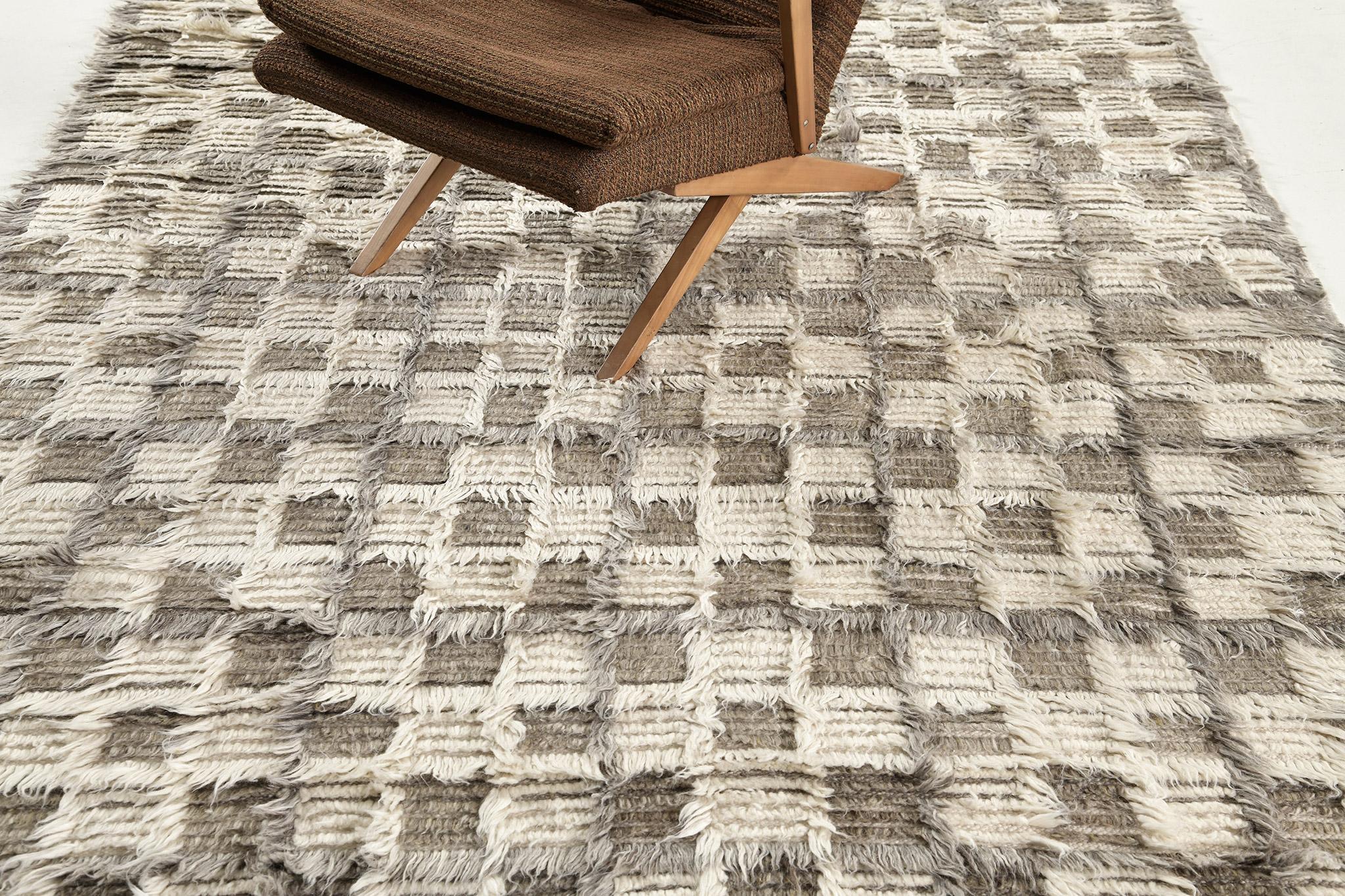 Lana Mehraban Miha, Collezione Sahara in vendita