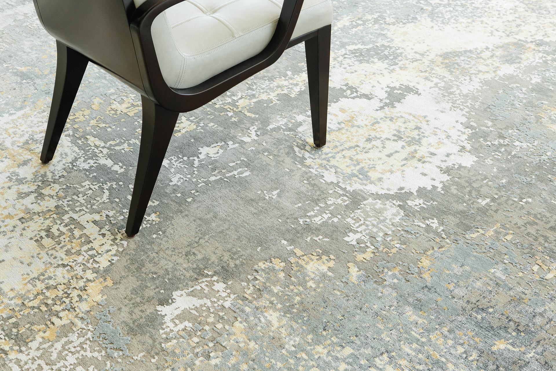 Mehraban Modern Design Bamboo Silk Embossed Rug Mars In New Condition For Sale In WEST HOLLYWOOD, CA