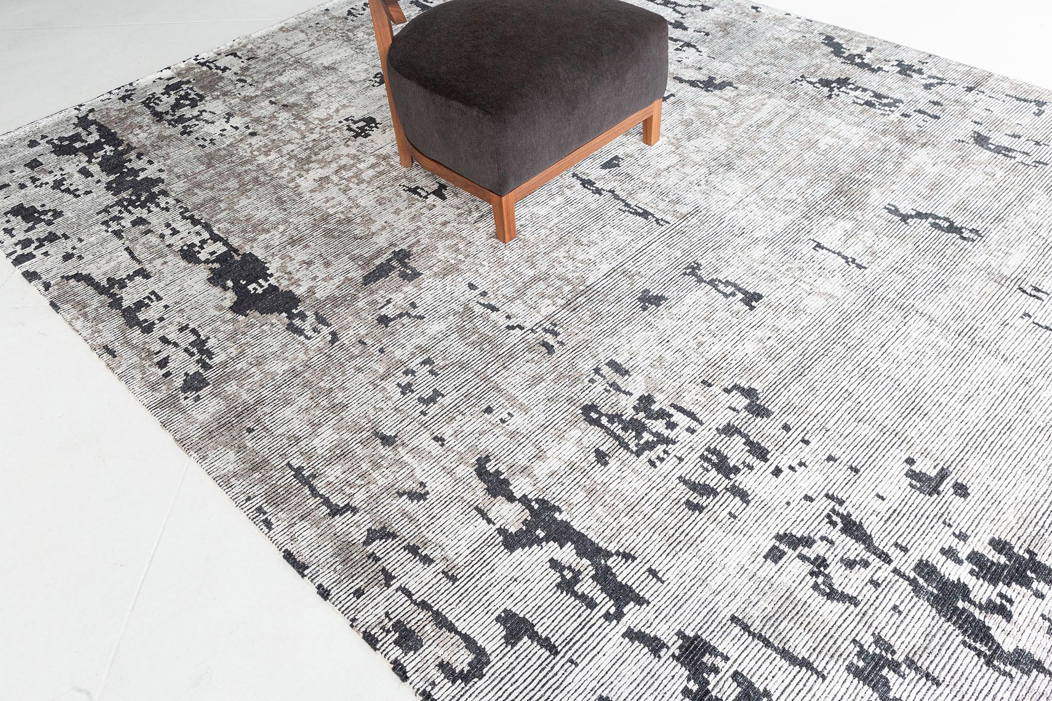Mehraban Modern Design Bamboo Silk Ribbed Rug VITA 9657 In New Condition For Sale In WEST HOLLYWOOD, CA