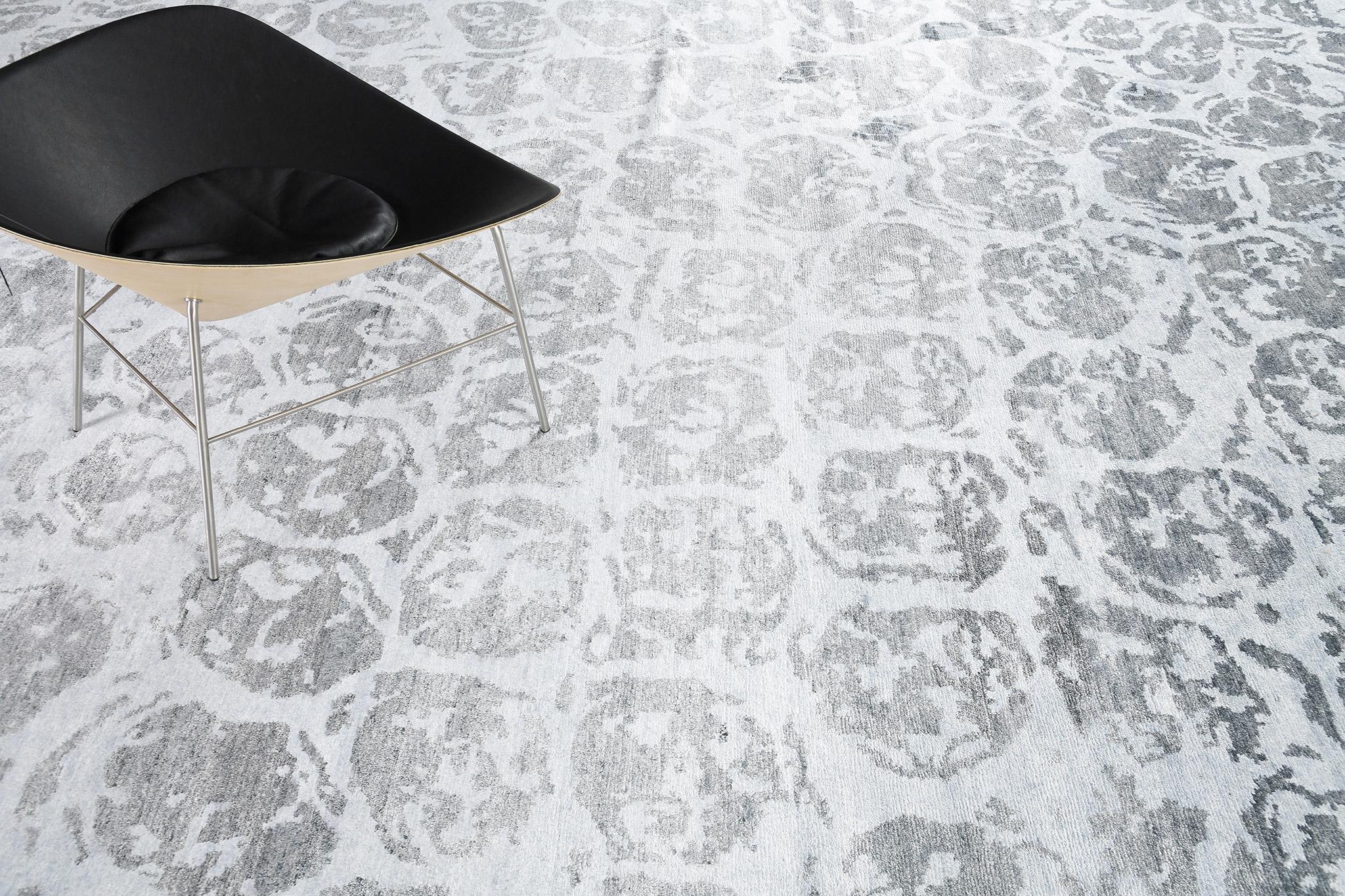 Mehraban Modern Design Bamboo Silk Rug A1909 For Sale 3