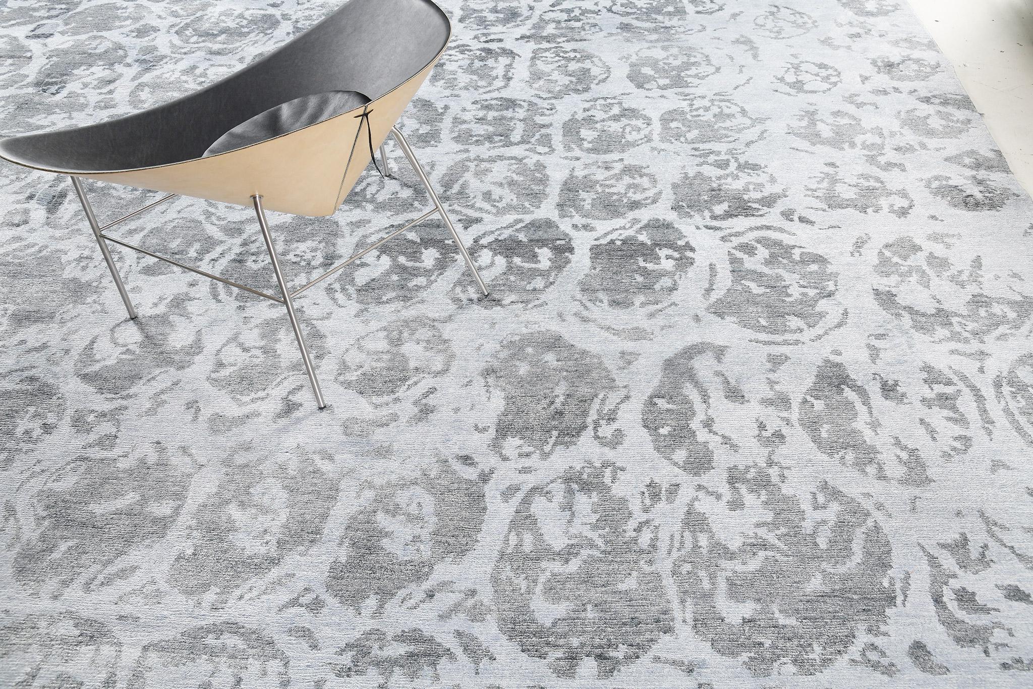 Mehraban Modern Design Bamboo Silk Rug A1909 For Sale 4