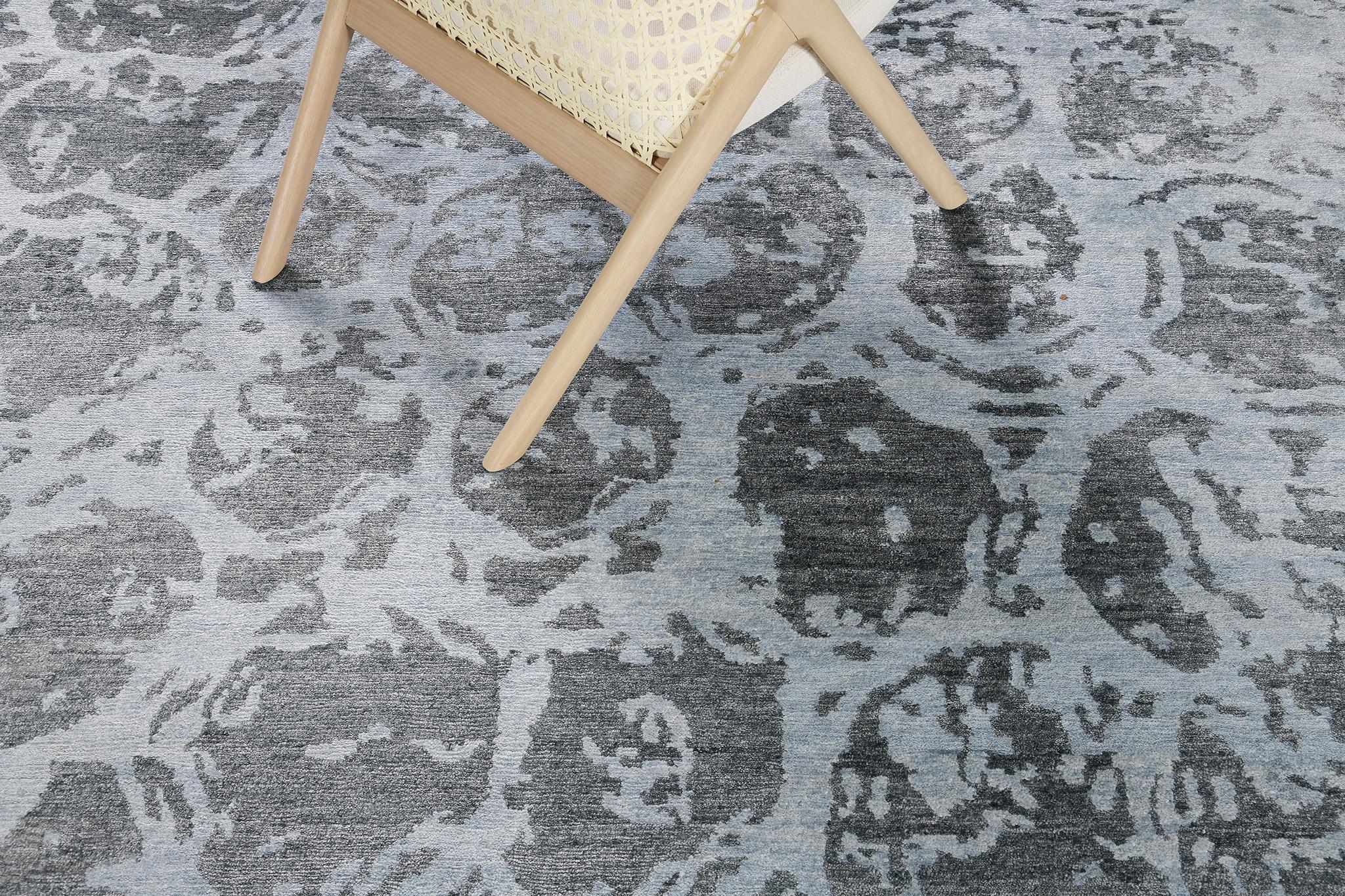 Mehraban Rugs, Tappeto in seta di bambù dal design moderno A1909 in vendita 8