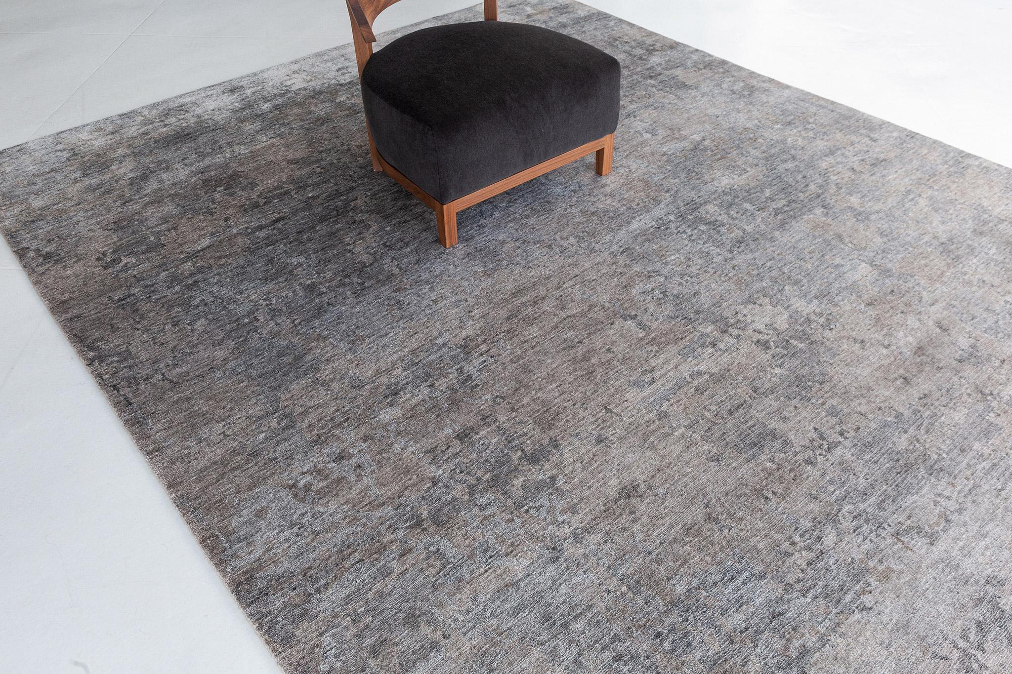 Mehraban Rugs, Tappeto in seta di bambù dal design moderno A2007 in vendita 3