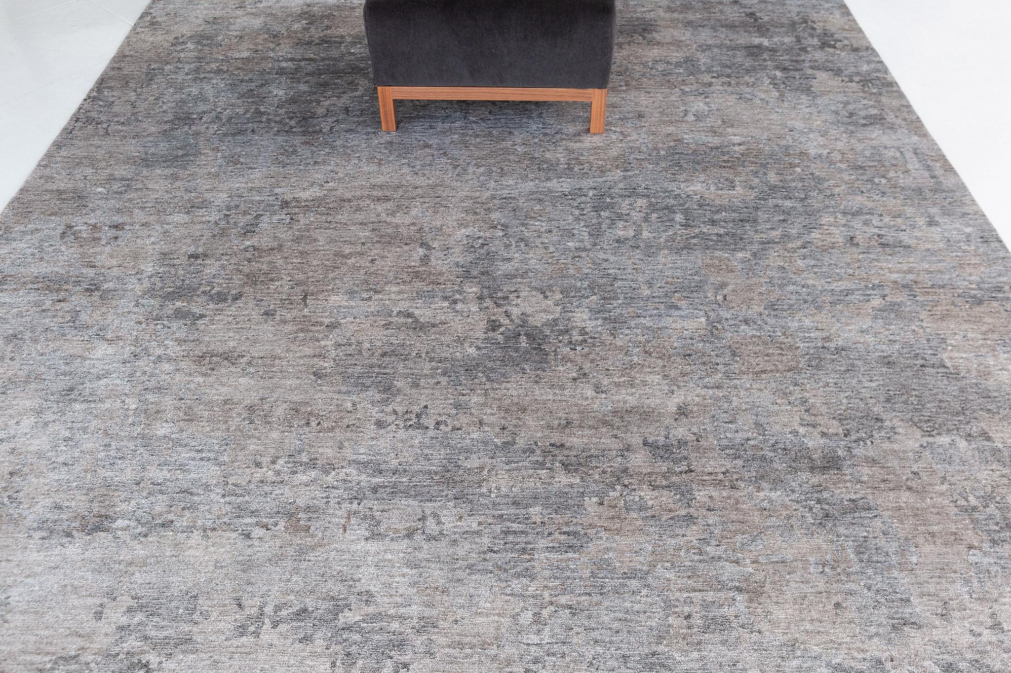 Mehraban Rugs, Tappeto in seta di bambù dal design moderno A2007 in vendita 5