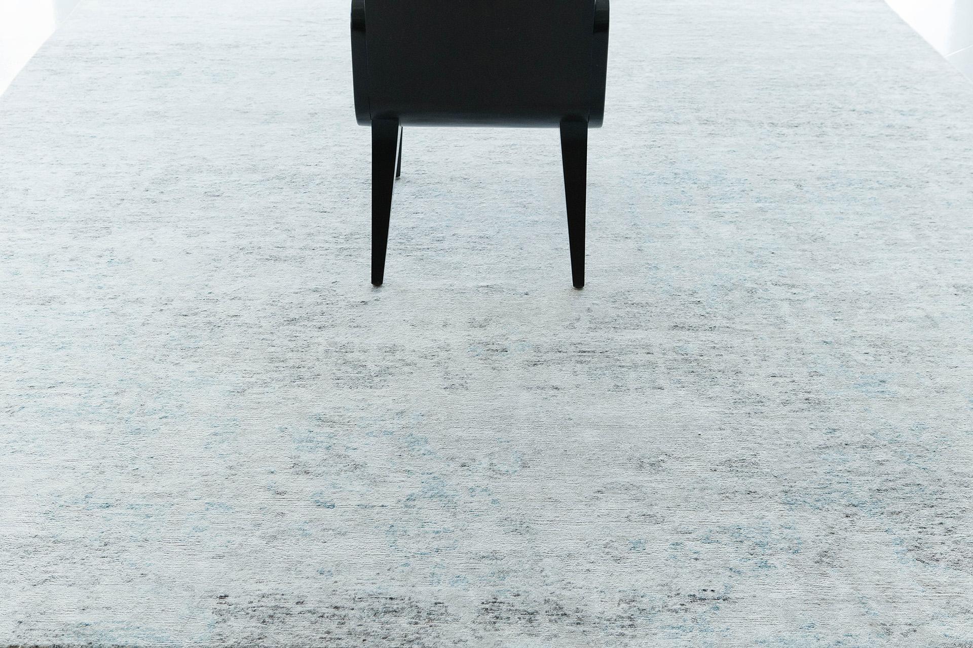 Annodato a mano Mehraban Rugs, Tappeto in seta di bambù dal design moderno A2010 in vendita