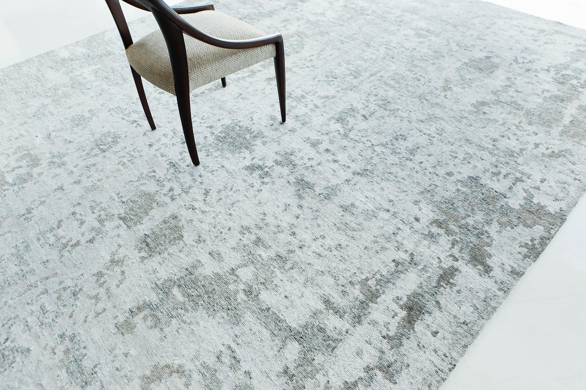 XXI secolo e contemporaneo Mehraban Rugs, Tappeto in seta di bambù dal design moderno A2013 in vendita