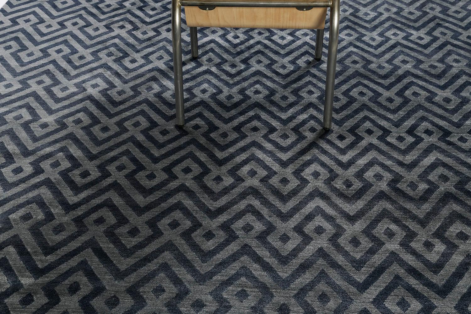 Mehraban Rugs, Tappeto di seta di bambù dal design moderno Devi in vendita 8