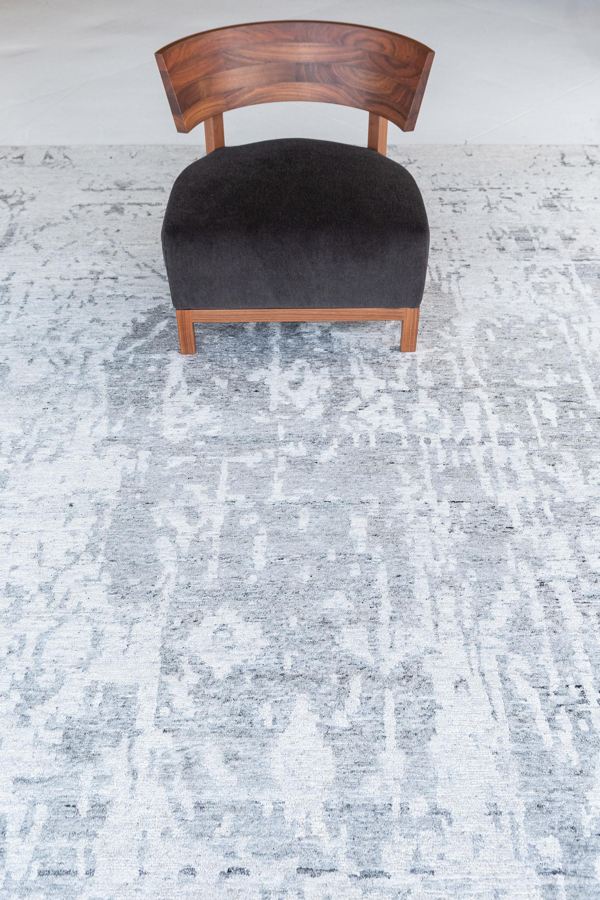 Mehraban Rugs di seta di bambù dal design moderno Maruti A1158 in vendita 1