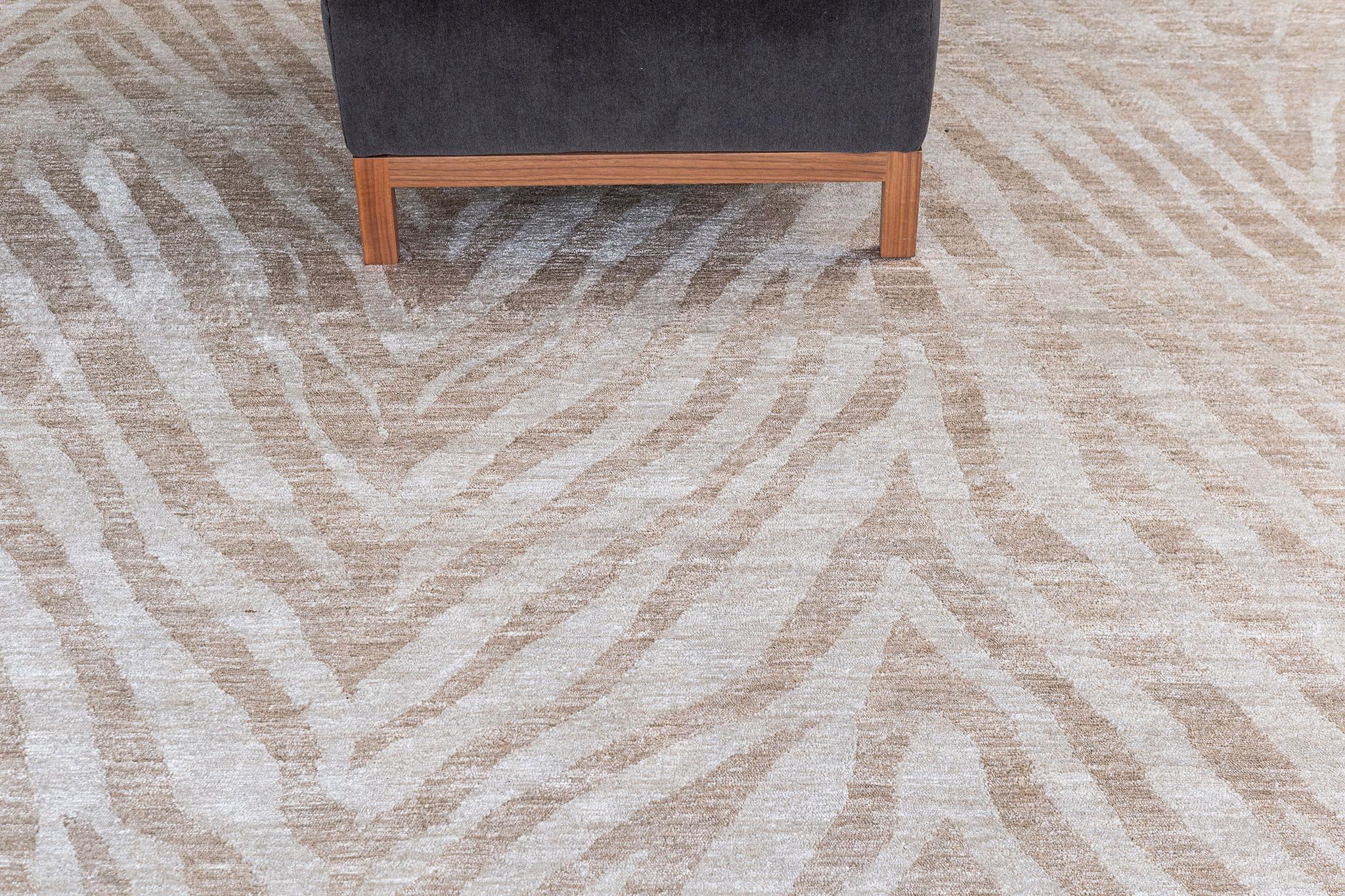 Mehraban Rugs, Tappeto in seta di bambù dal design moderno Zuri In condizioni Nuovo in vendita a WEST HOLLYWOOD, CA