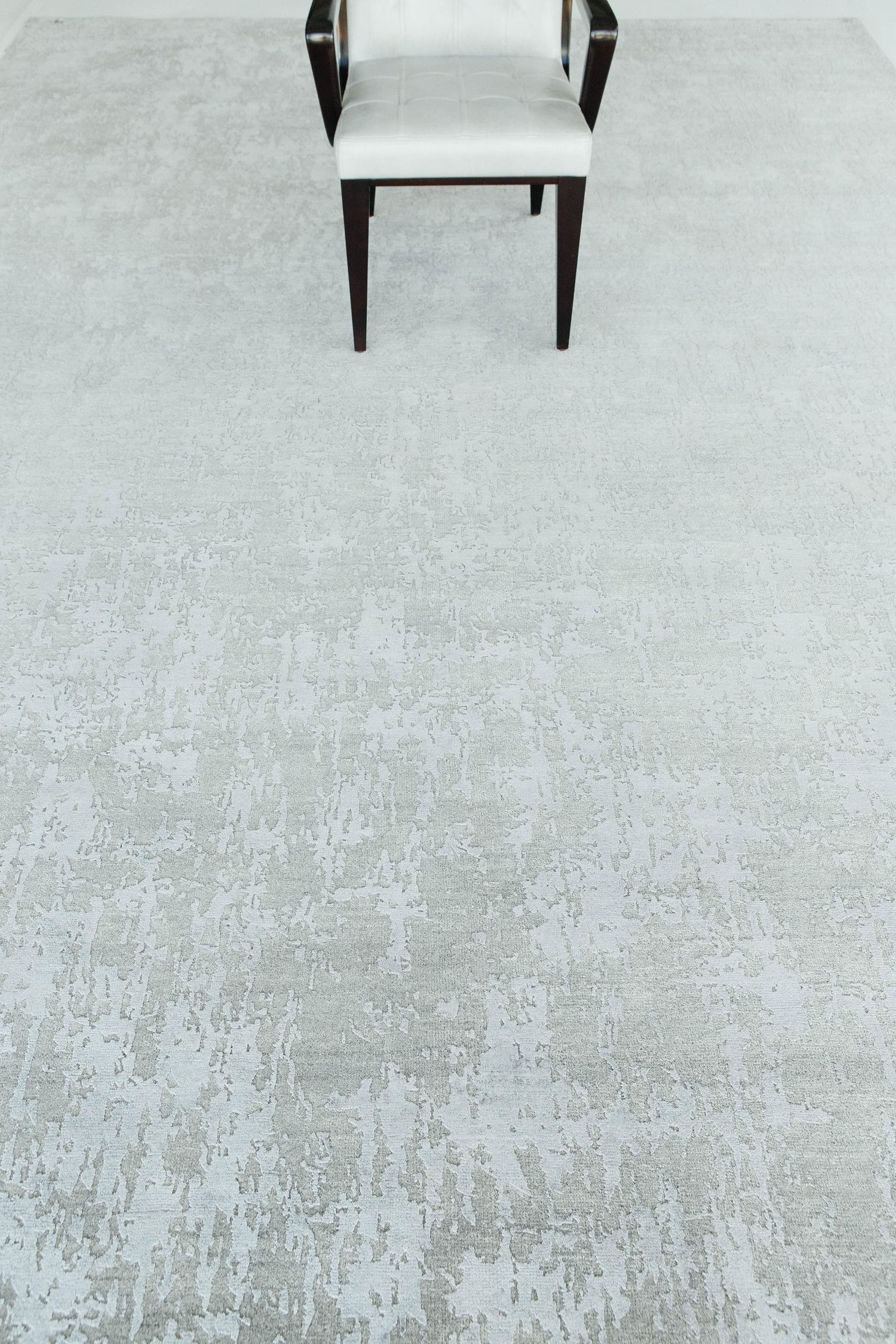 Mehraban Modern Design Mezzo Kollektion Teppich aus Wolle und Seide mit Prägung ESK408 (Geprägt) im Angebot