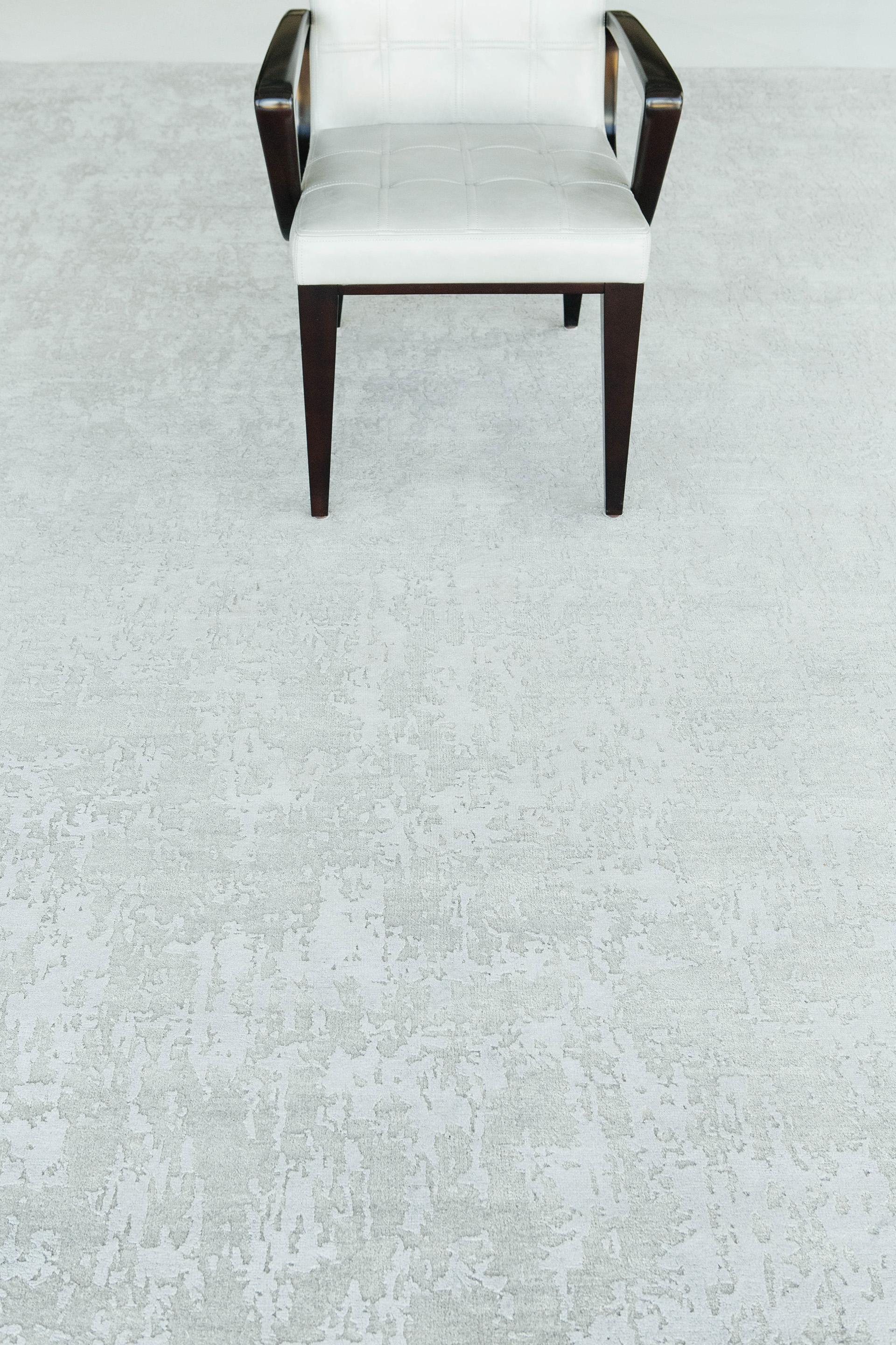Mehraban Modern Design Mezzo Kollektion Teppich aus Wolle und Seide mit Prägung ESK408 im Zustand „Neu“ im Angebot in WEST HOLLYWOOD, CA