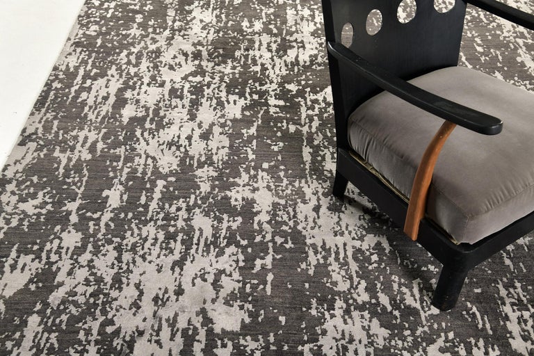 Mehraban Modern Design Mezzo Collection Wool and Silk Embossed Rug ...