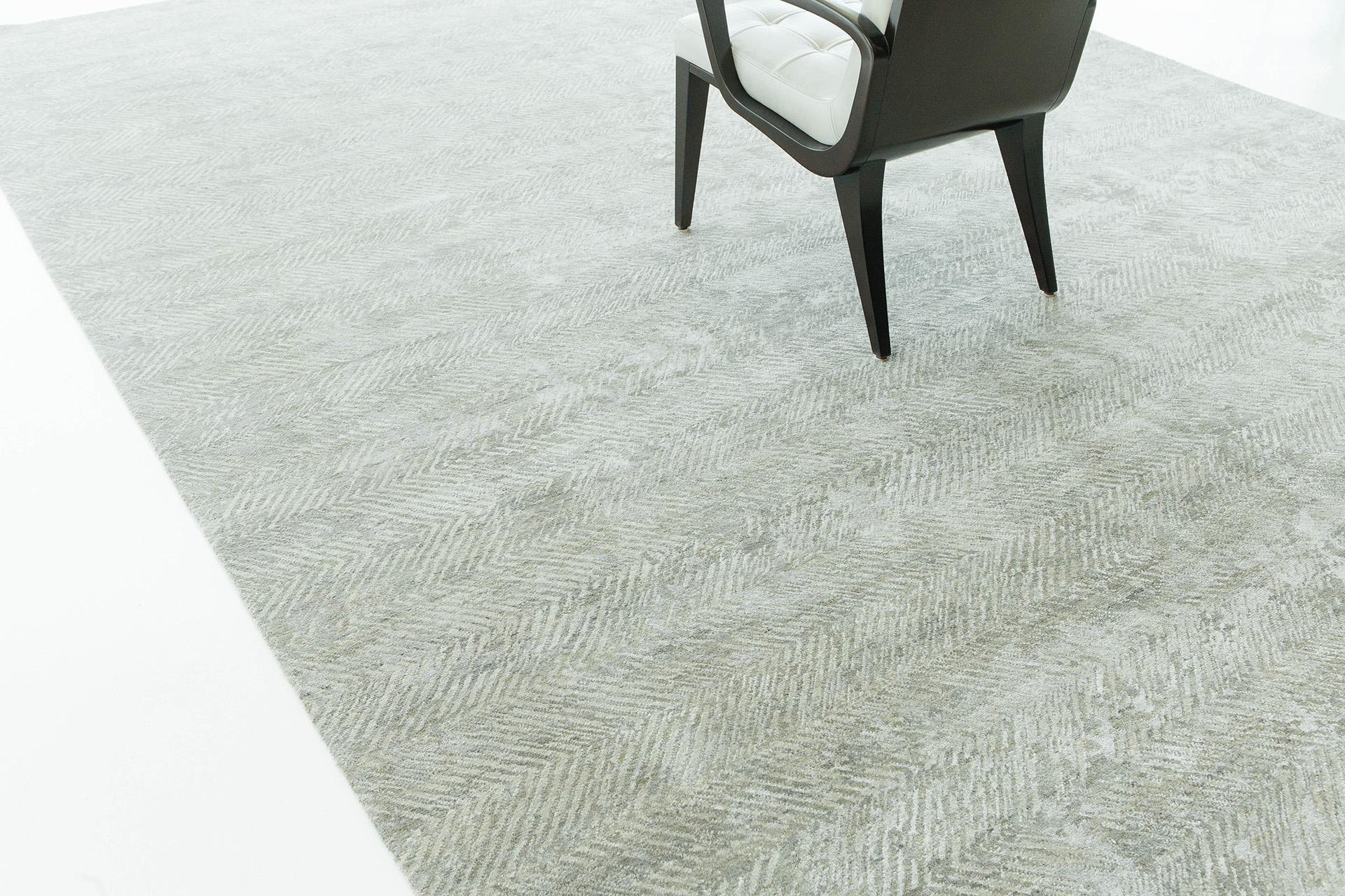 Mehraban Modern Design Mezzo Kollektion Teppich aus Wolle und Seide mit Prägung ESK470 (21. Jahrhundert und zeitgenössisch) im Angebot