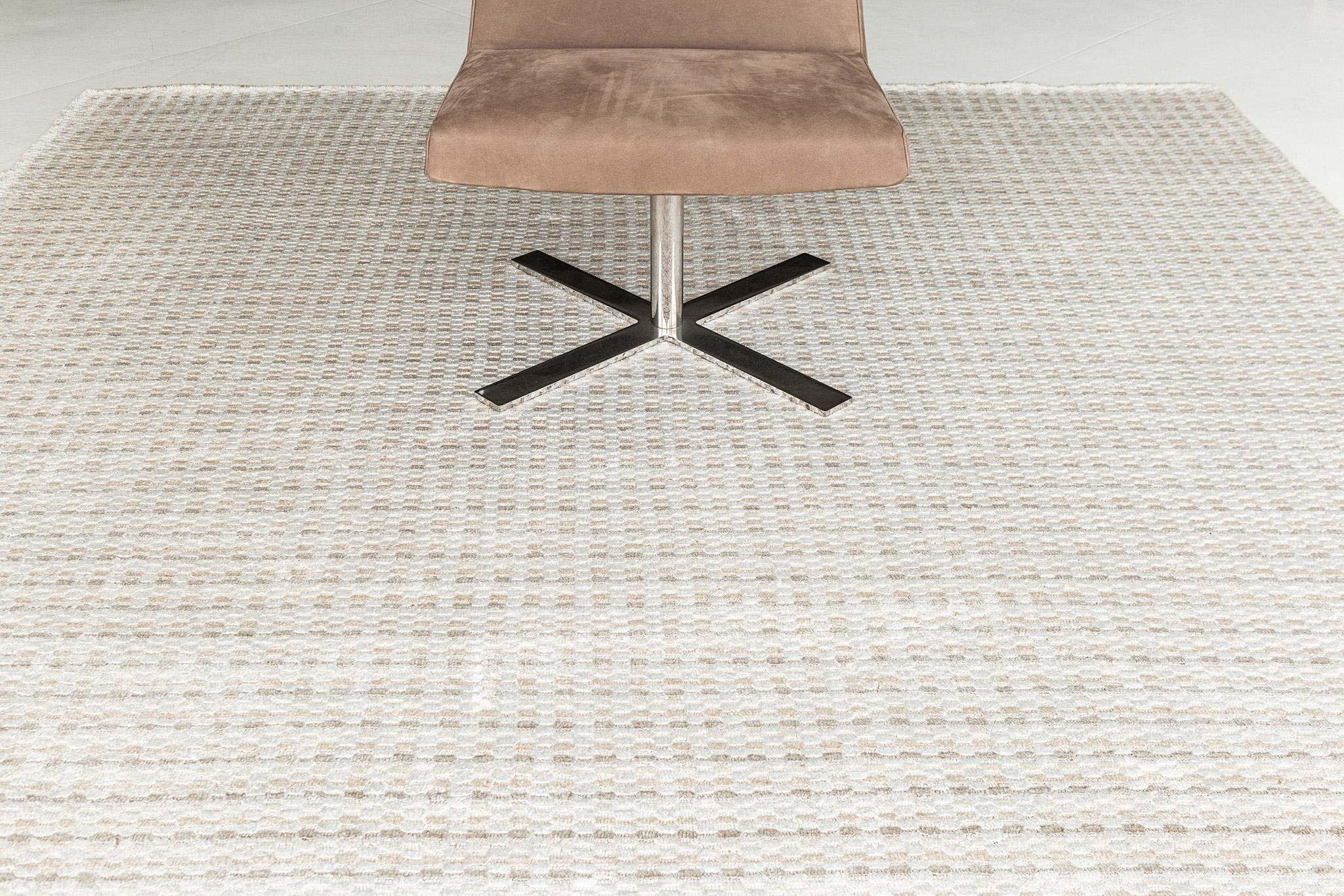 Mehraban Alfombra moderna de telar manual Colección Luca en Nuevo estado para la venta en WEST HOLLYWOOD, CA
